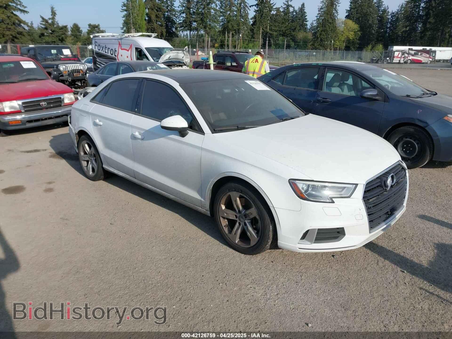 Photo WAUAUGFF3H1037902 - AUDI A3 2017
