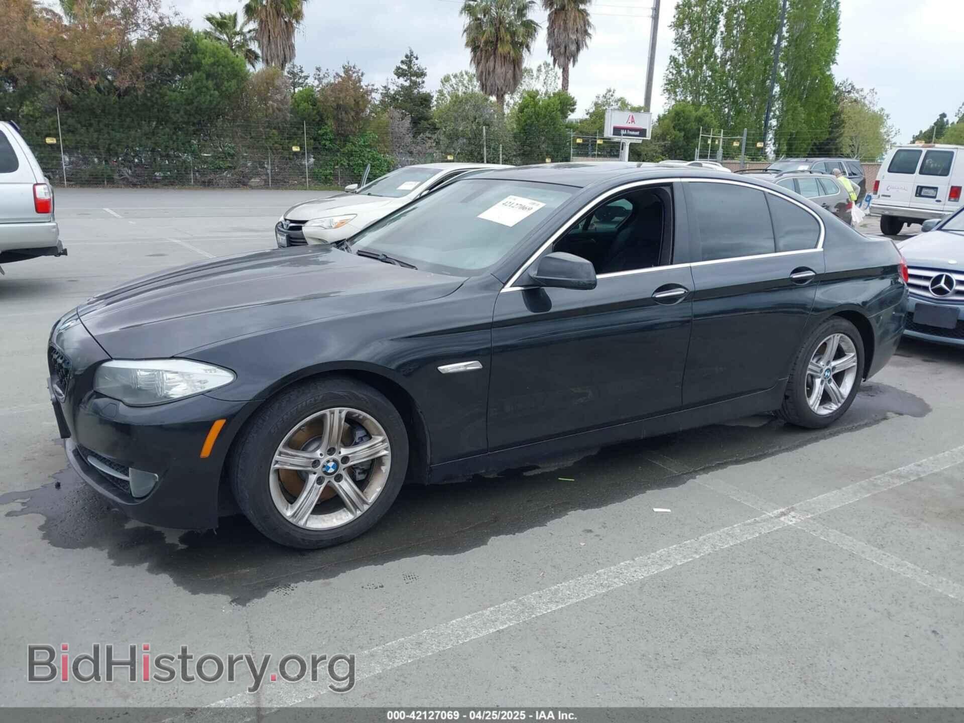 2012 BMW 528I - VIN: WBAXG5C55CDX02405 - Фото 2