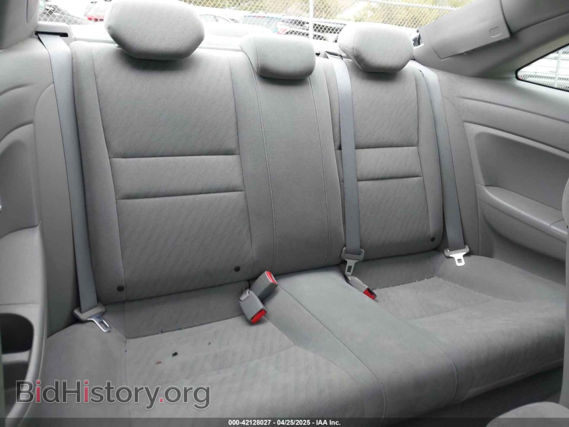 2011 HONDA CIVIC - VIN: 2HGFG1B62BH514896 - Фото 8