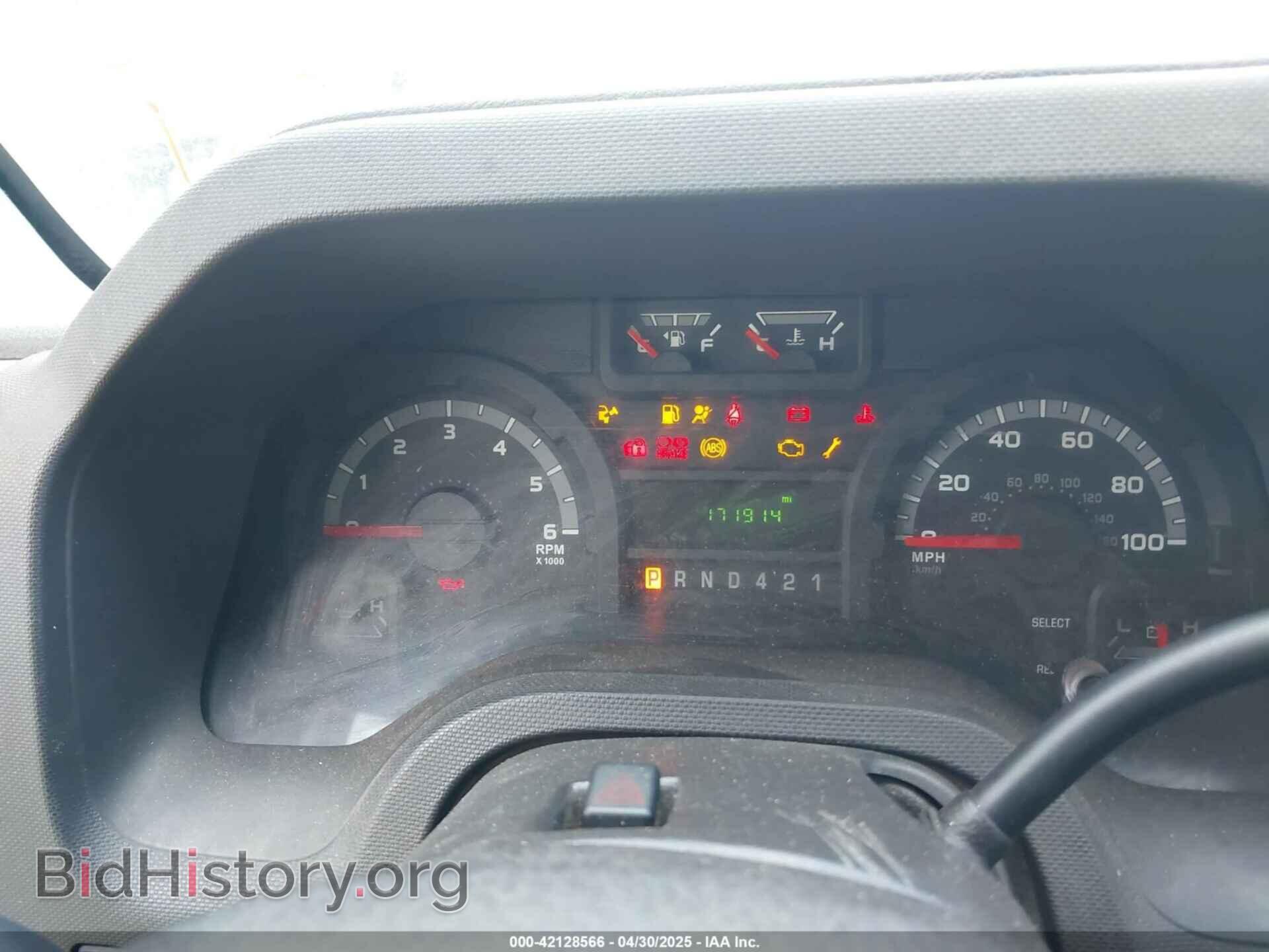 2017 FORD E-350 CUTAWAY - VIN: 1FDWE3F68HDC43516 - Фото 5
