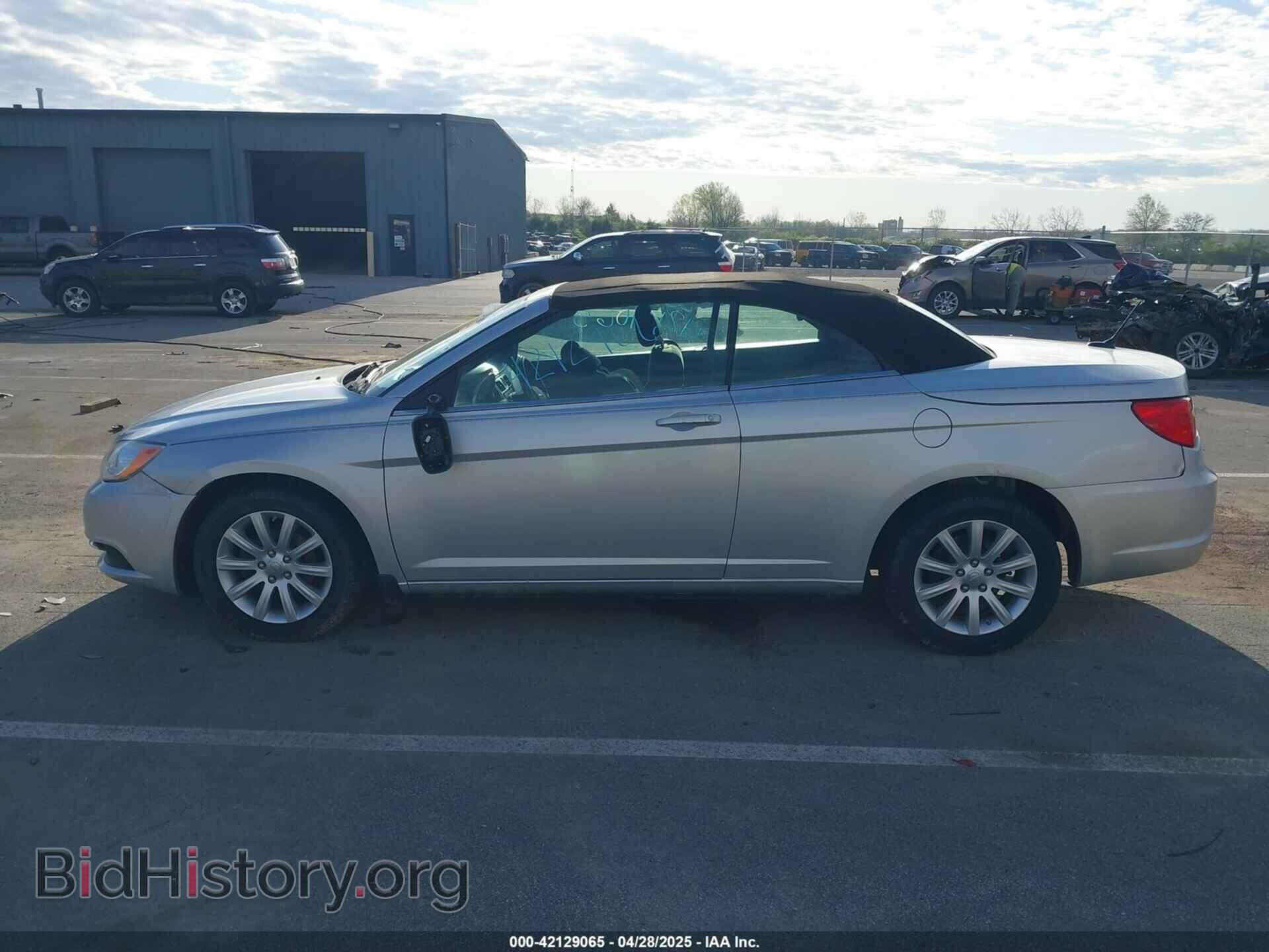 2012 CHRYSLER 200 - VIN: 1C3BCBEBXCN155687 - Фото 13