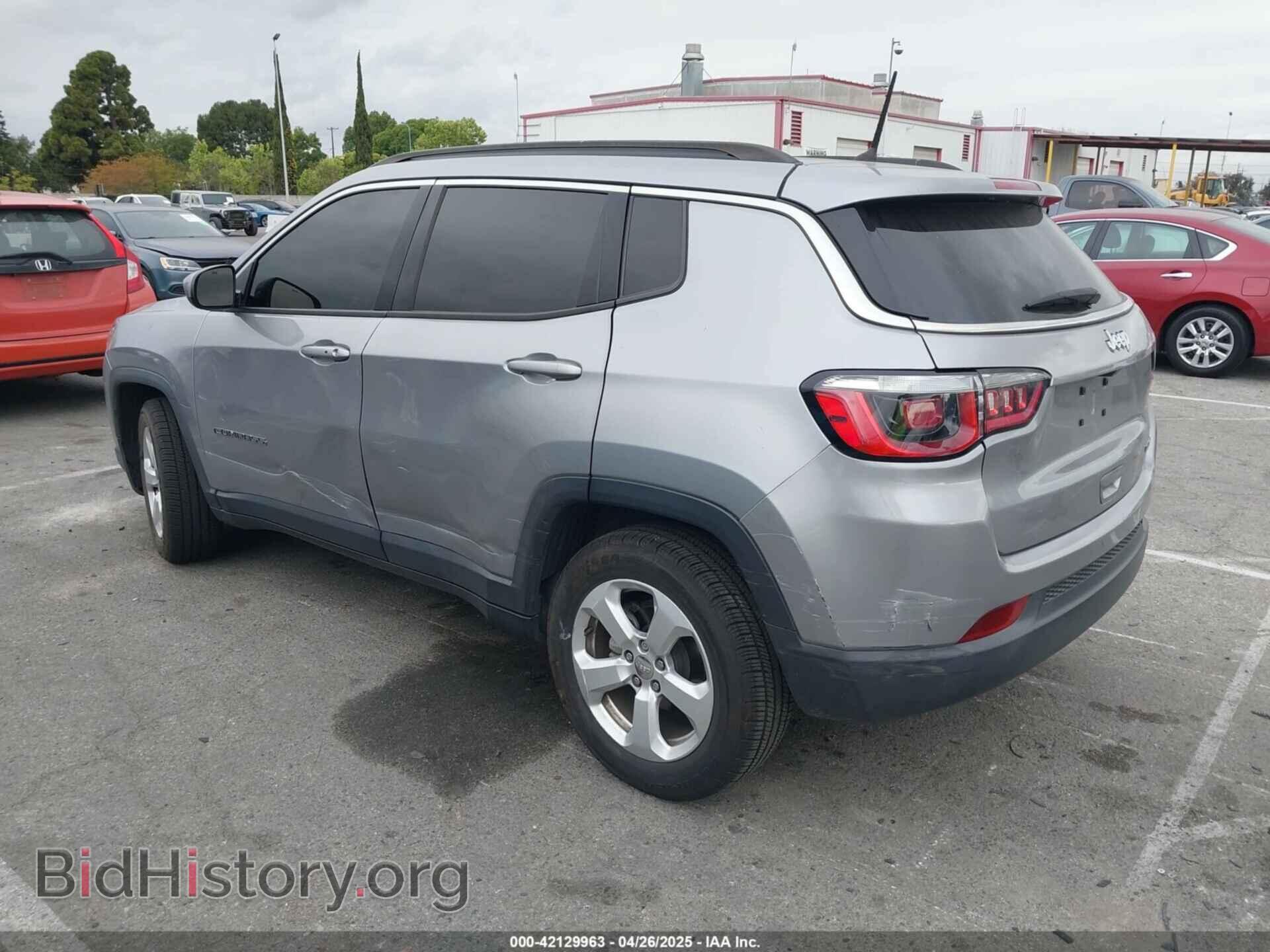 2018 JEEP COMPASS - VIN: 3C4NJCBB6JT488992 - Фото 3