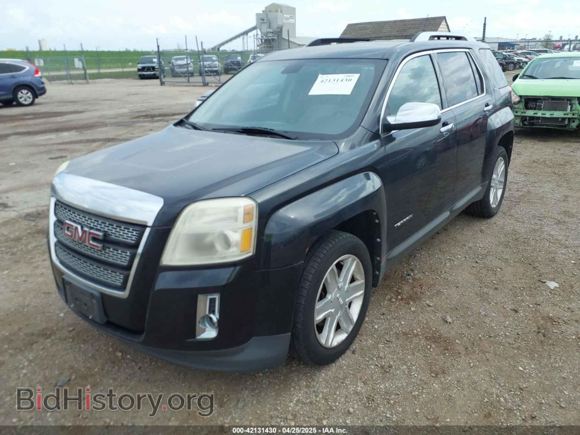 2011 GMC TERRAIN - VIN: 2CTFLXEC9B6356152 - Photo 2