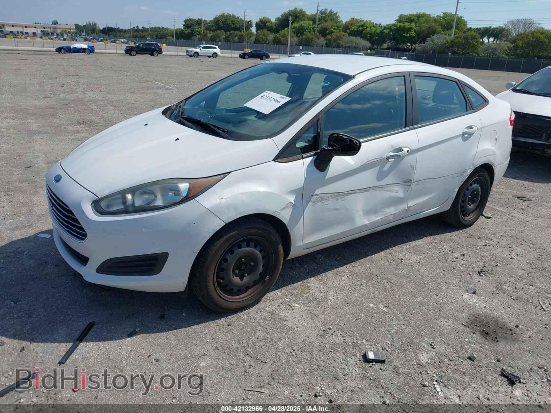 2017 FORD FIESTA - VIN: 3FADP4AJ8HM132465 - Фото 2