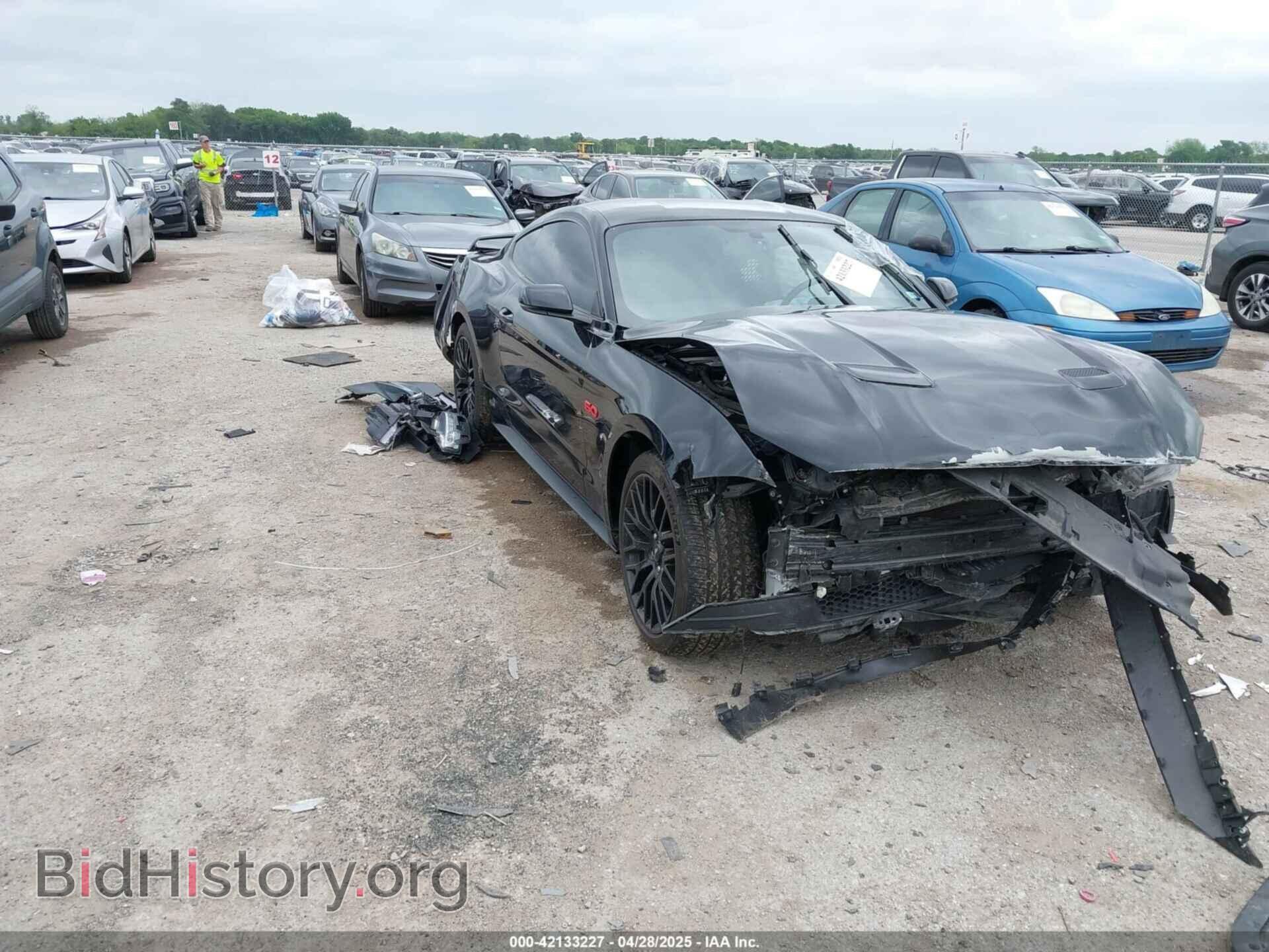 Photo 1FA6P8CF8L5124454 - FORD MUSTANG 2020