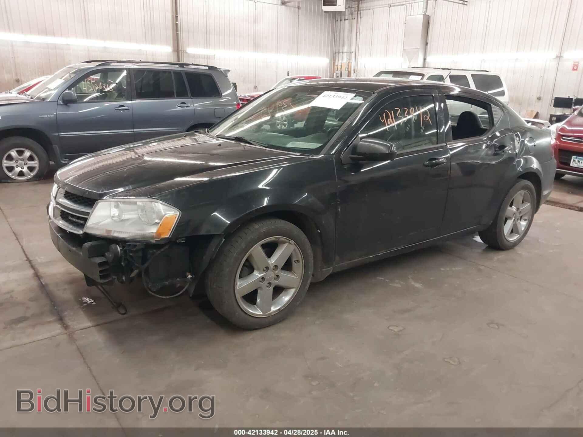 2011 DODGE AVENGER - VIN: 1B3BD2FG1BN500205 - Photo 2