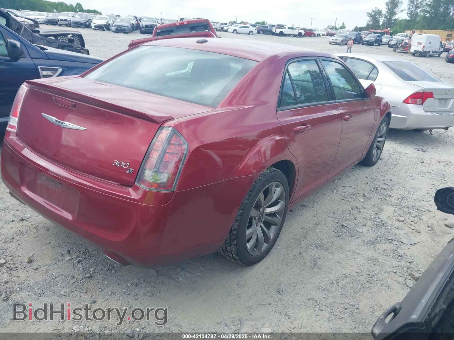 2014 CHRYSLER 300 - VIN: 2C3CCABG1EH355190 - Фото 4