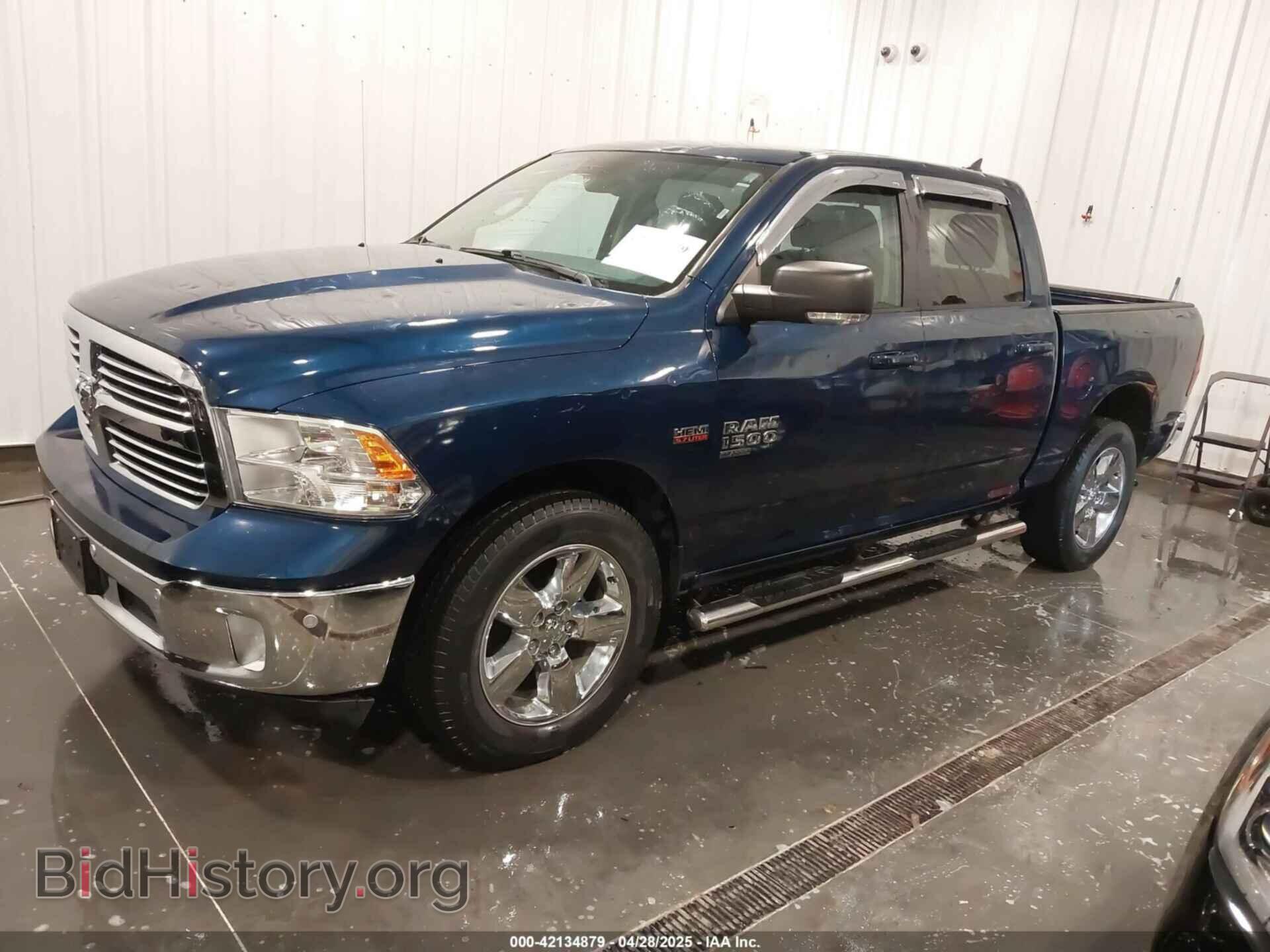 2019 RAM 1500 CLASSIC - VIN: 1C6RR7LT2KS638521 - Фото 2