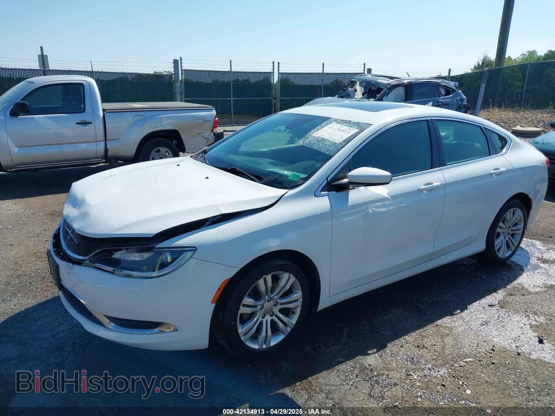 2015 CHRYSLER 200 - VIN: 1C3CCCAB2FN662376 - Фото 2