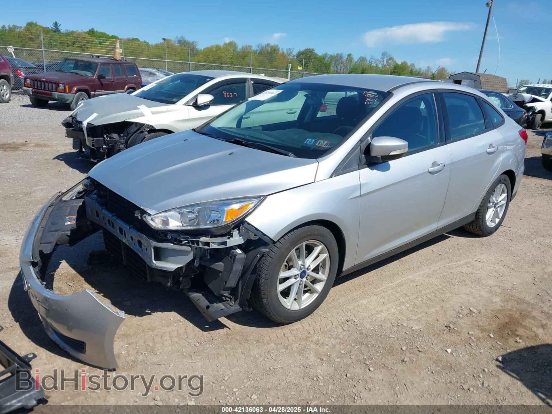 2017 FORD FOCUS - VIN: 1FADP3F2XHL297608 - Фото 2