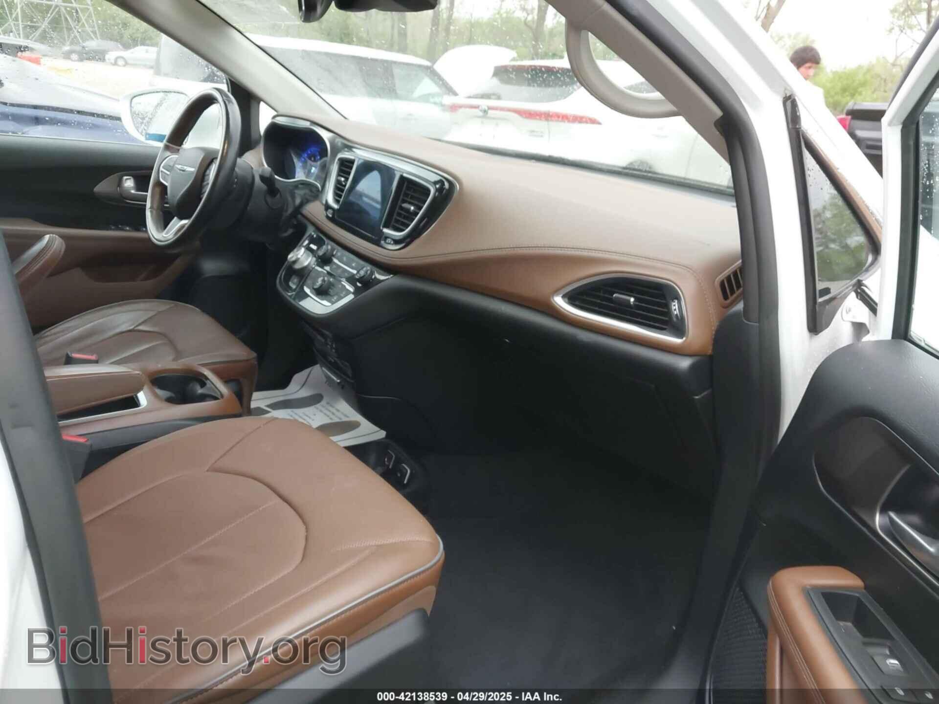 2017 CHRYSLER PACIFICA - VIN: 2C4RC1GG0HR598664 - Photo 5