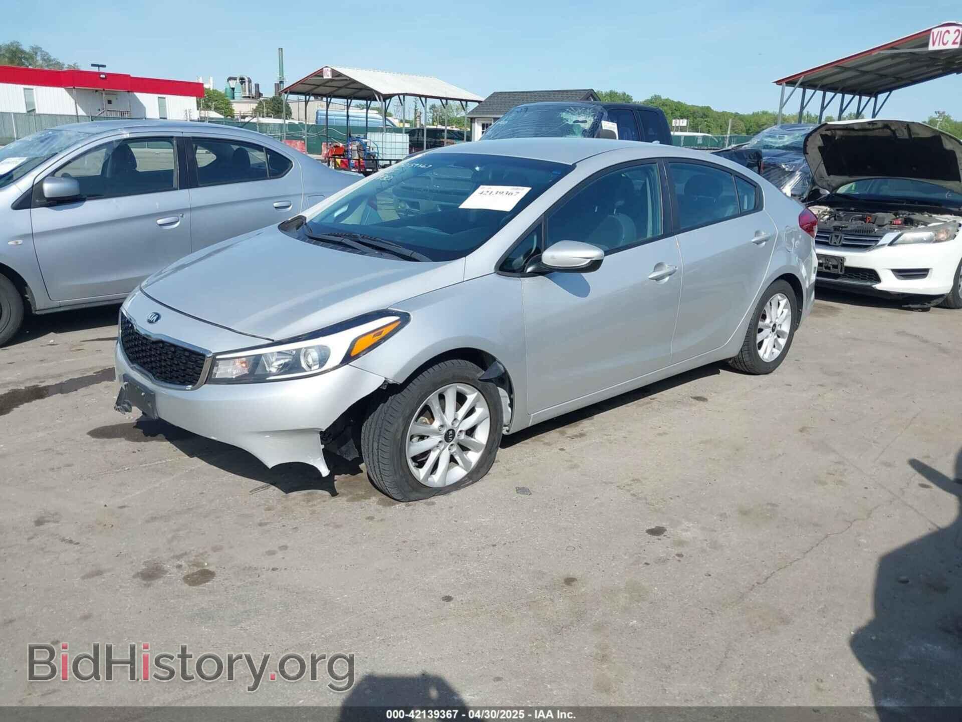 2017 KIA FORTE - VIN: 3KPFL4A78HE051978 - Фото 2