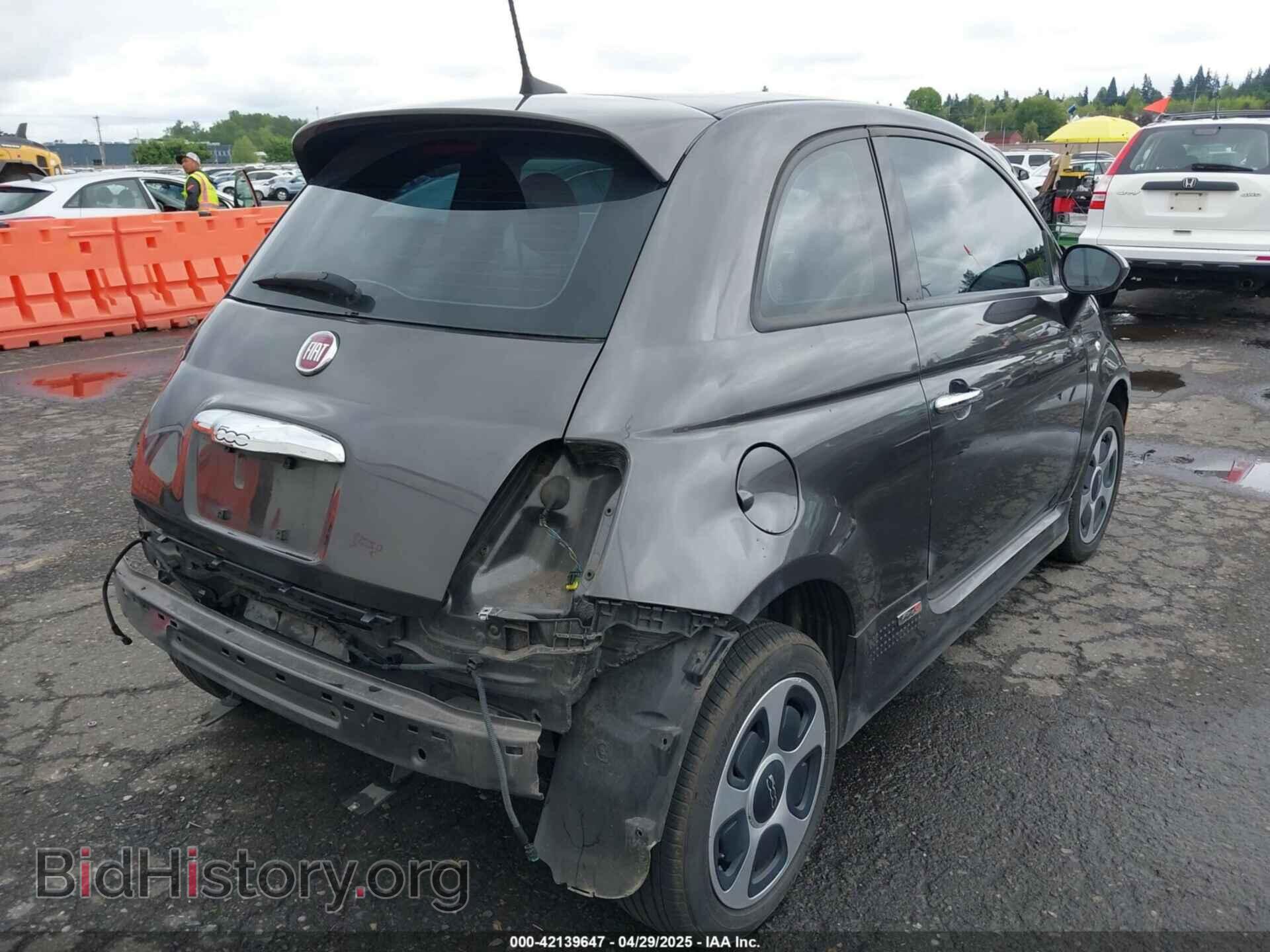 2017 FIAT 500E - VIN: 3C3CFFGE5HT697541 - Фото 4