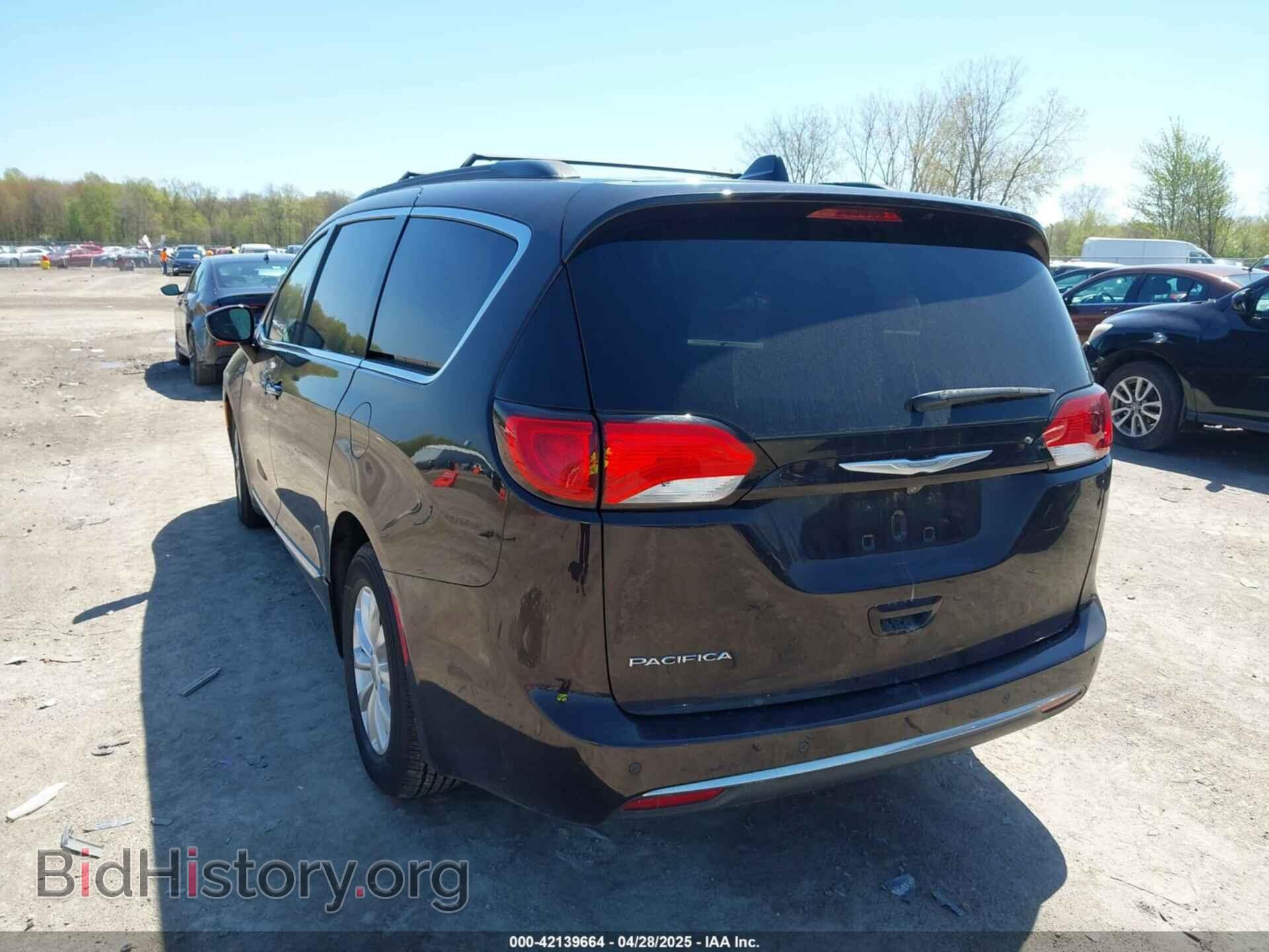2017 CHRYSLER PACIFICA - VIN: 2C4RC1BG0HR747551 - Фото 3