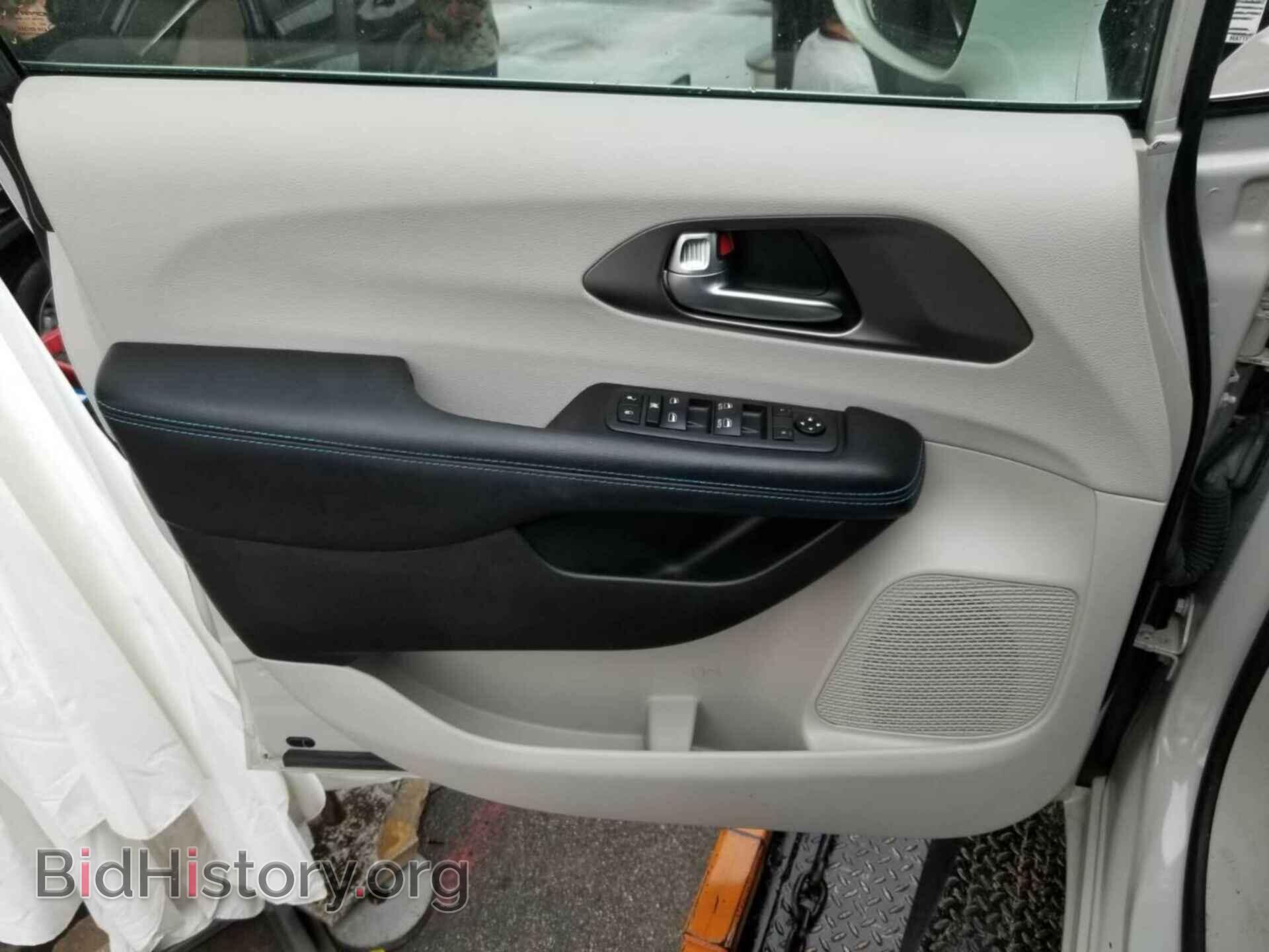2021 CHRYSLER PACIFICA - VIN: 2C4RC1FG5MR503463 - Photo 8
