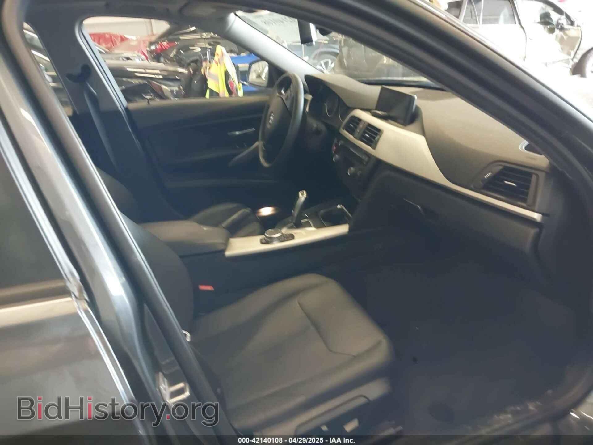 2015 BMW 320I - VIN: WBA3C3C5XFP664591 - Фото 5