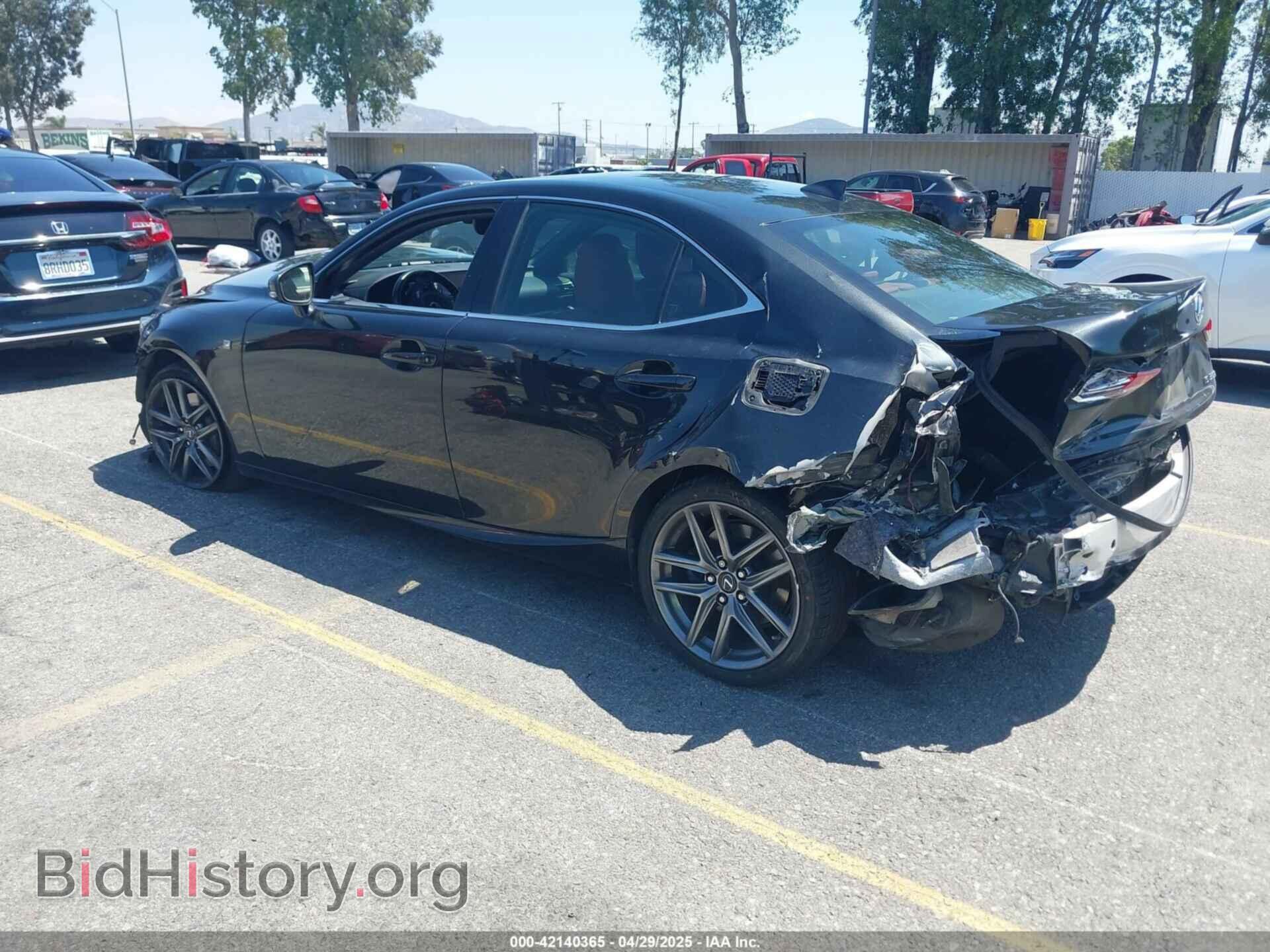 2018 LEXUS IS 300 - VIN: JTHBA1D24J5061958 - Фото 3