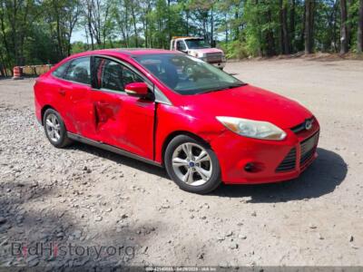 2014 Ford FOCUS SE, red — VIN 1FADP3F20EL360453, IAAI