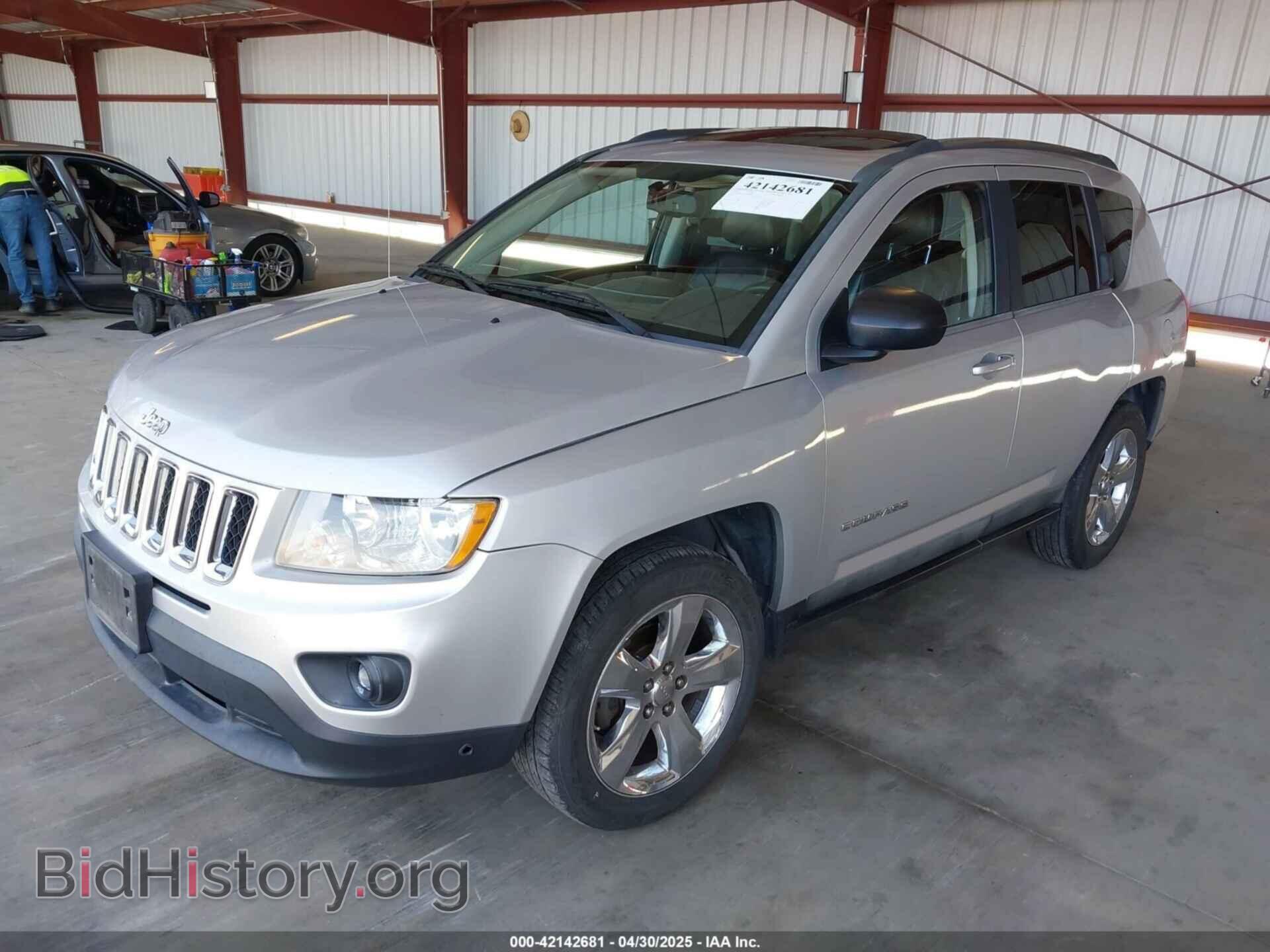 2011 JEEP COMPASS - VIN: 1J4NF5FB1BD169573 - Photo 2