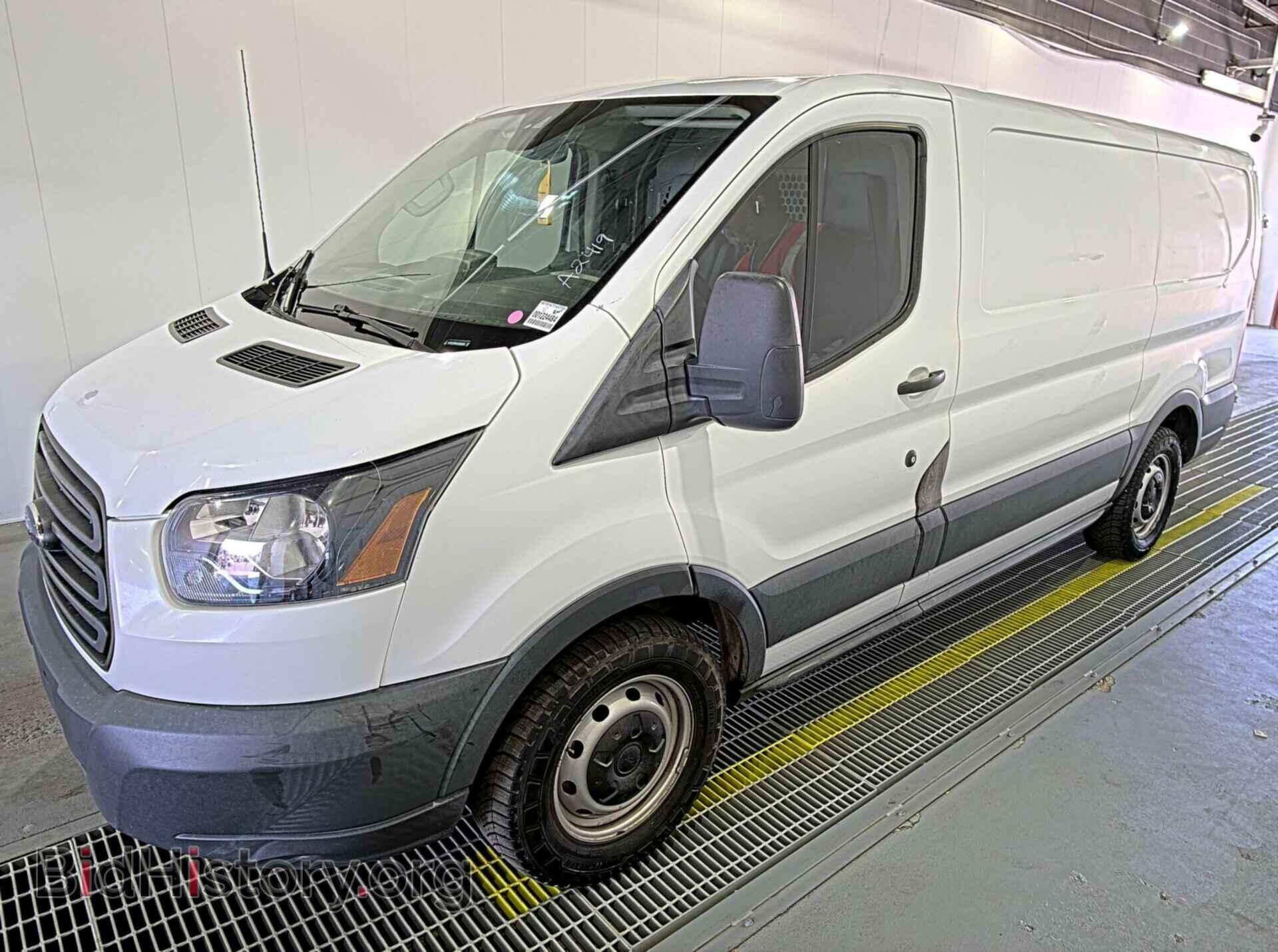 2018 FORD TRANSIT - VIN: 1FTYE1YM6JKA52868 - Фото 2