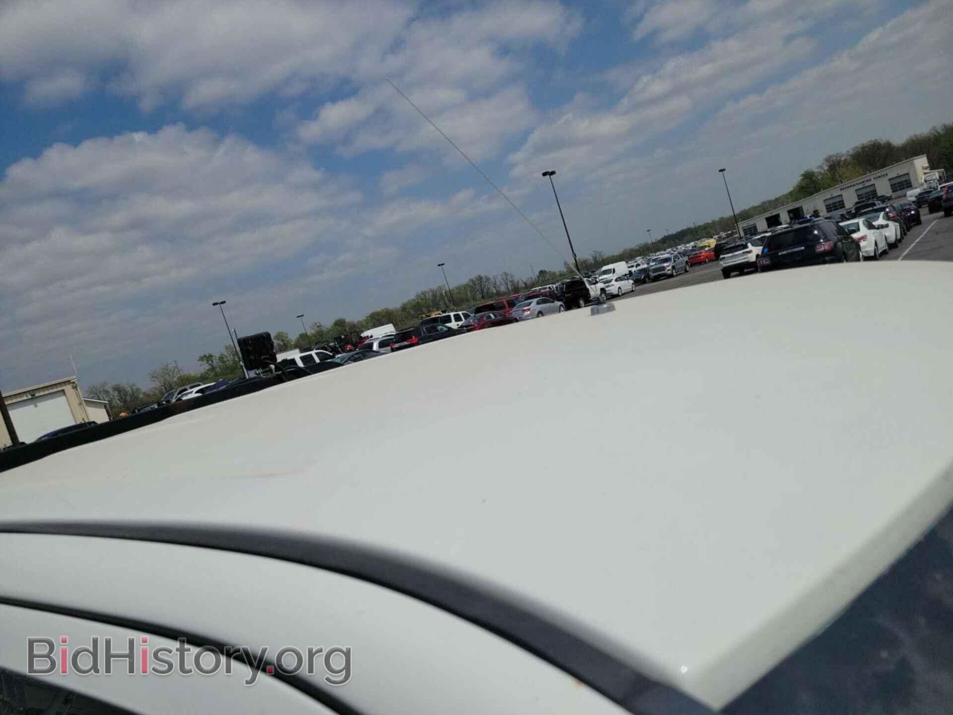 2017 RAM 1500 - VIN: 1C6RR7FT5HS820346 - Photo 2