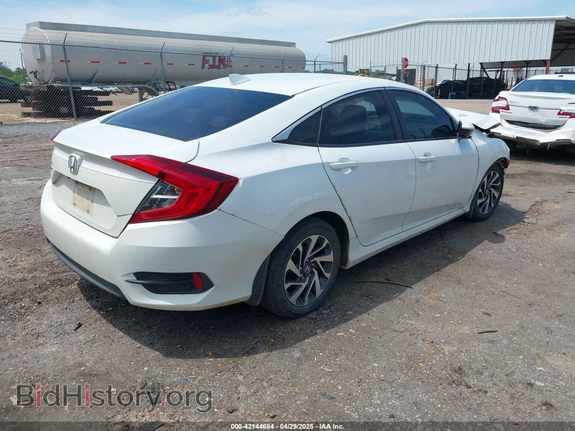 2017 HONDA CIVIC - VIN: 19XFC2F77HE018757 - Фото 4