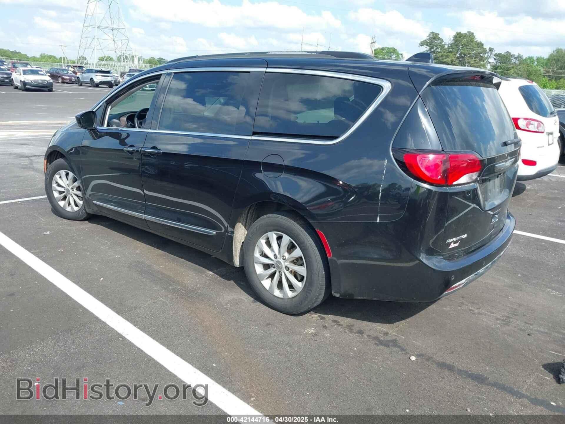 2017 CHRYSLER PACIFICA - VIN: 2C4RC1BG0HR762552 - Фото 3