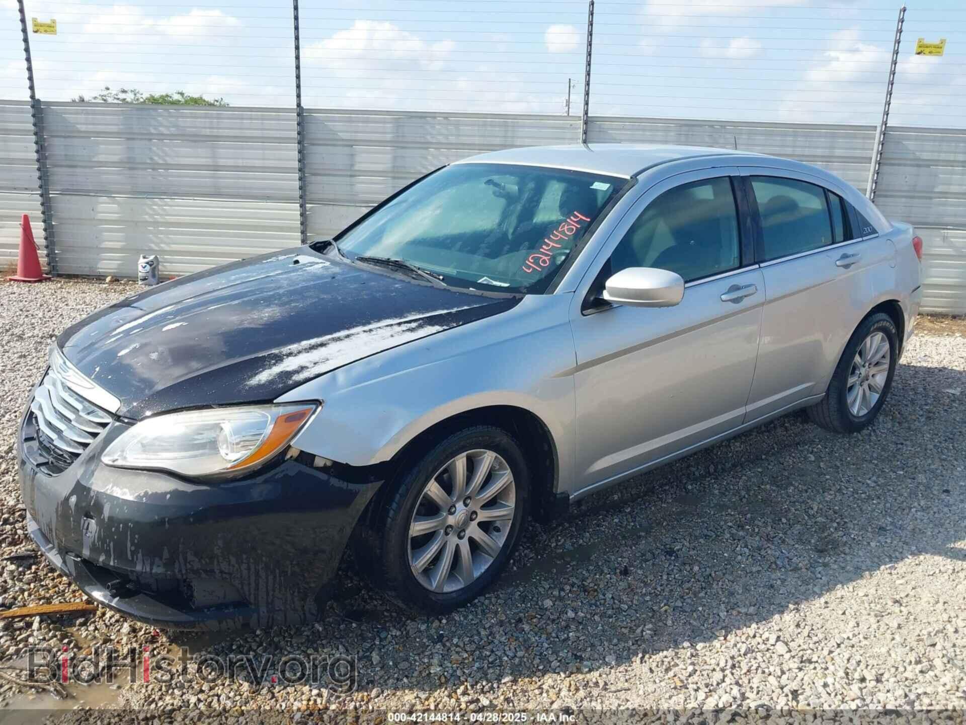 2012 CHRYSLER 200 - VIN: 1C3CCBBB4CN144984 - Фото 2