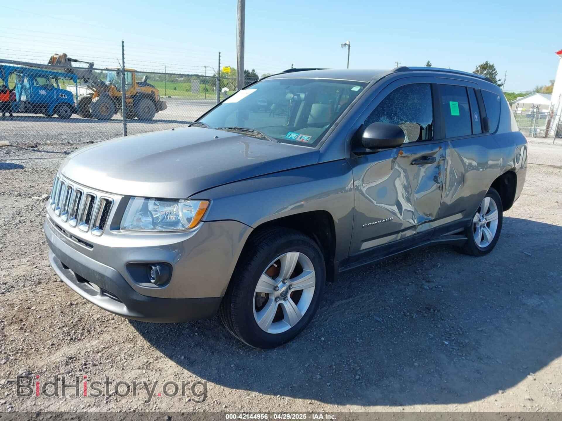 2011 JEEP COMPASS - VIN: 1J4NT1FB7BD246237 - Photo 2