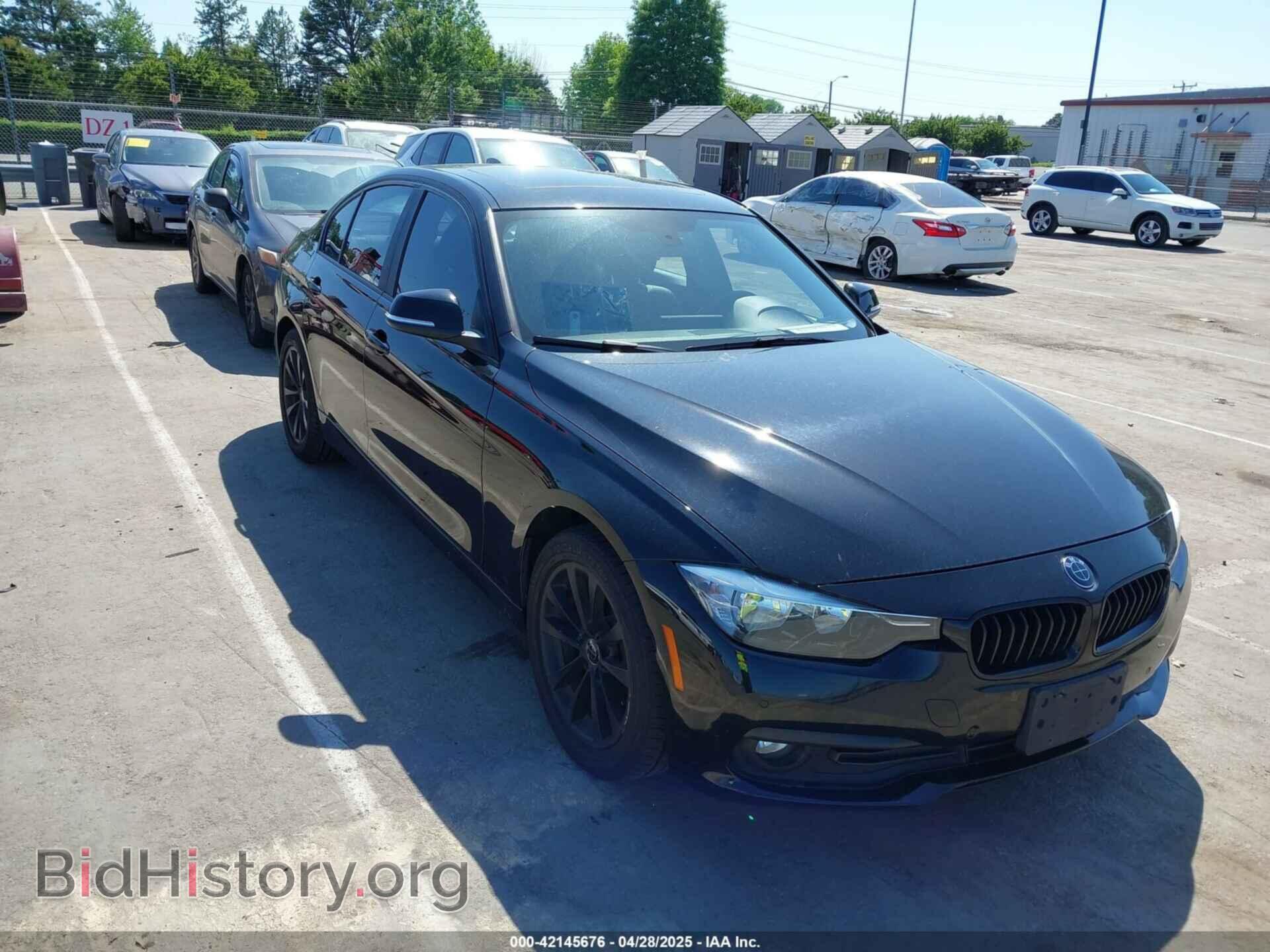 Photo WBA8E1G52GNU12202 - BMW 320I 2016