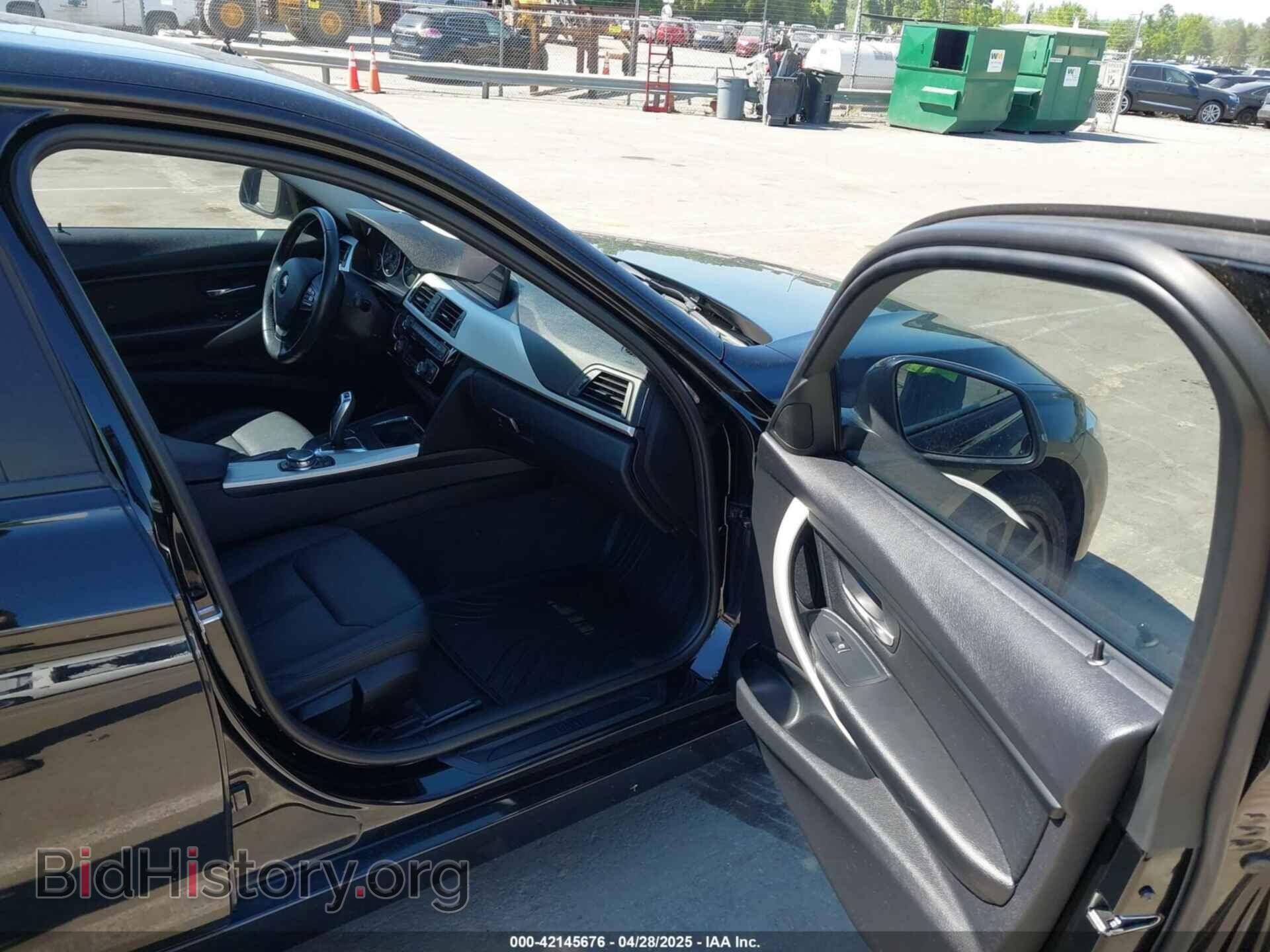 2016 BMW 320I - VIN: WBA8E1G52GNU12202 - Photo 5