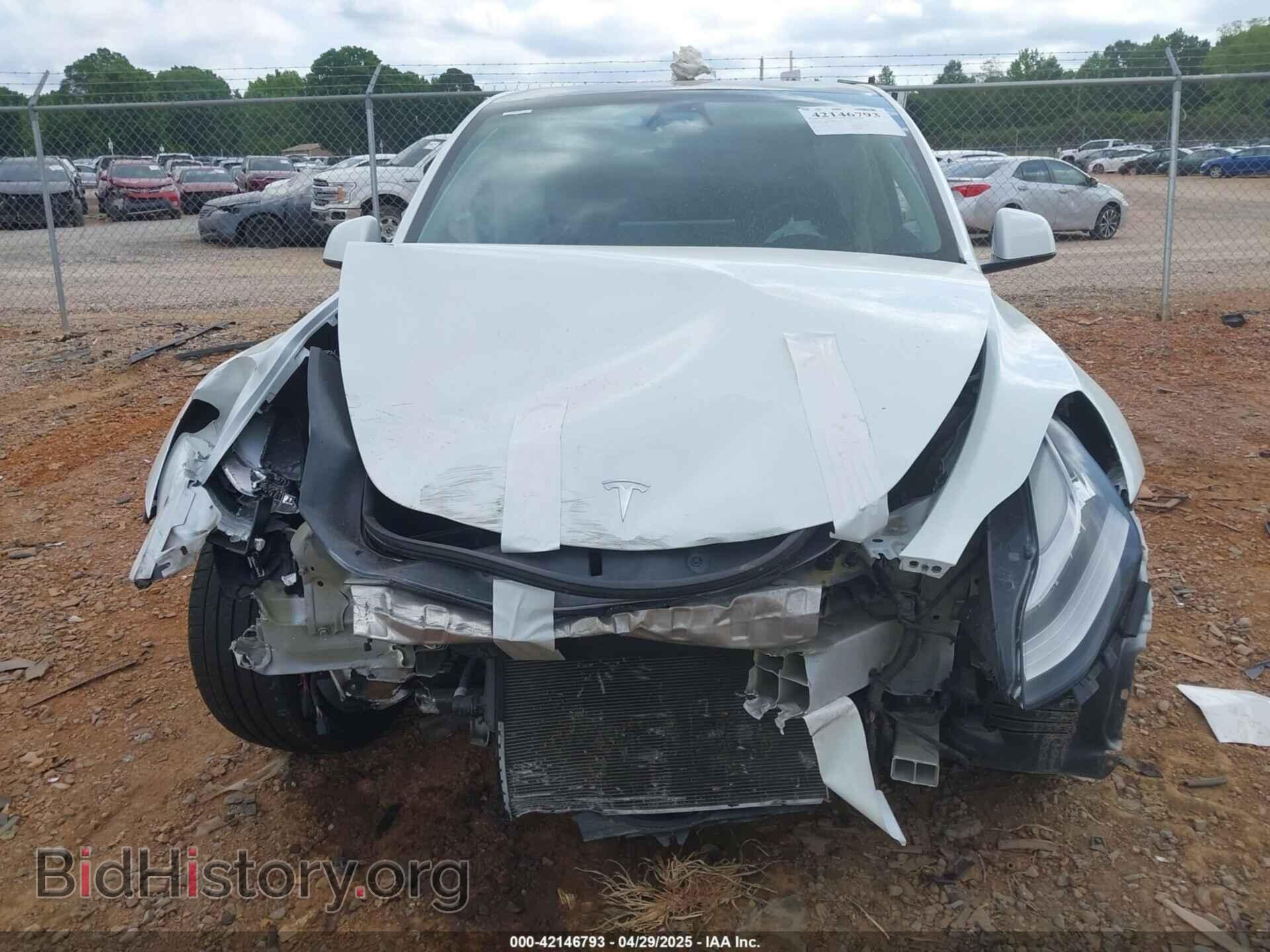 2022 TESLA MODEL Y - VIN: 7SAYGDEE2NF385910 - Фото 11