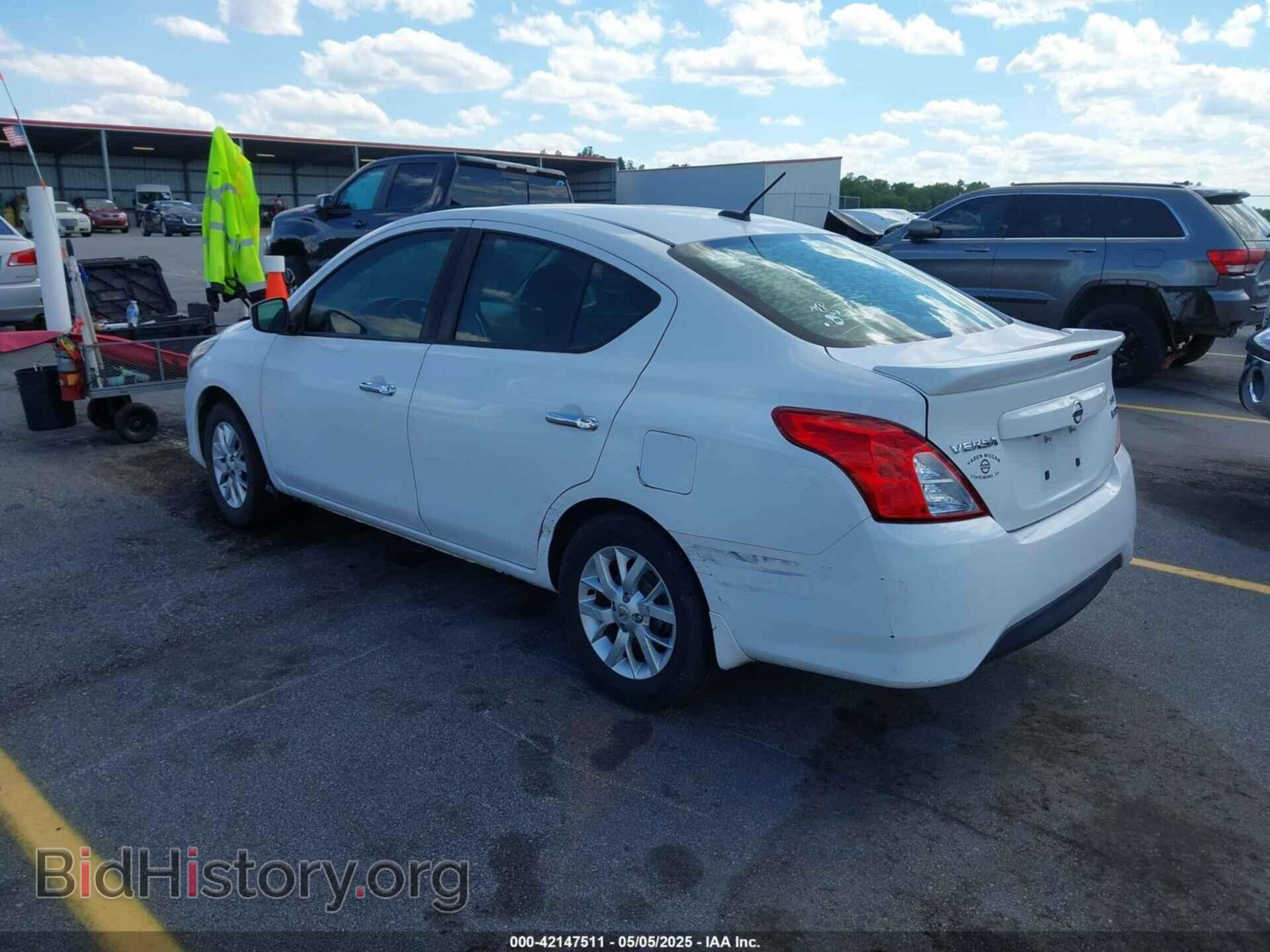 2017 NISSAN VERSA - VIN: 3N1CN7AP3HL834509 - Фото 3