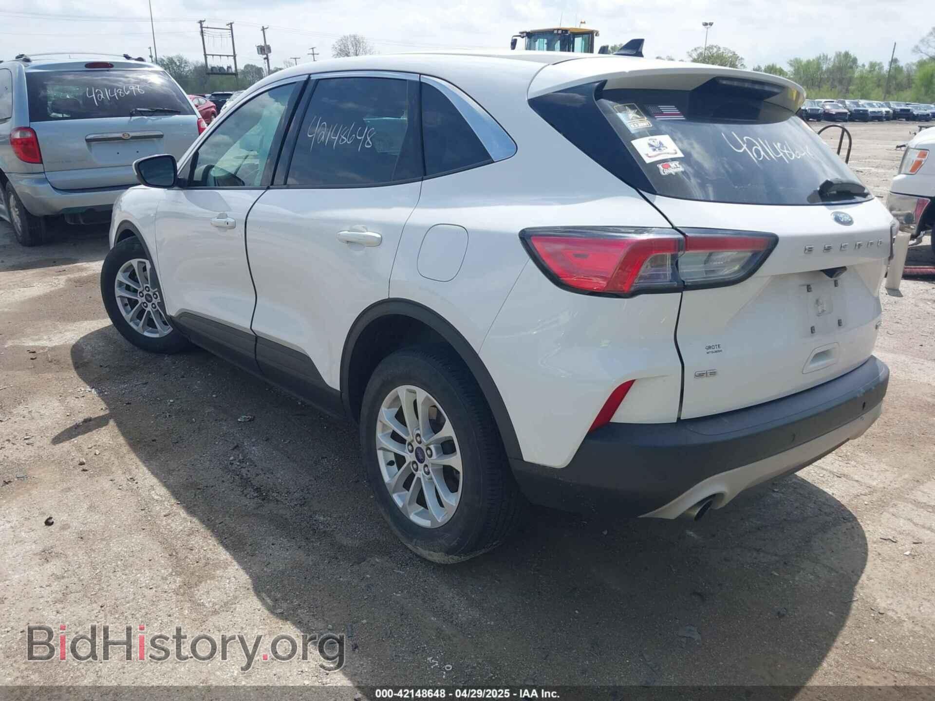 2020 FORD ESCAPE - VIN: 1FMCU0G64LUA59394 - Фото 3
