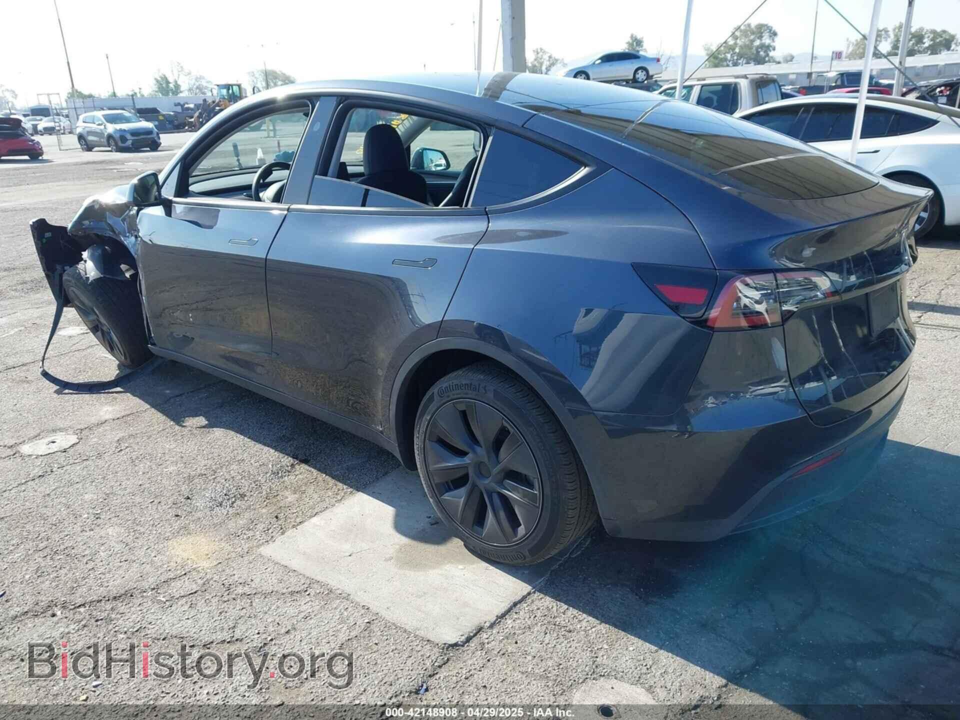 2024 TESLA MODEL Y - VIN: 7SAYGDED0RF197366 - Фото 3