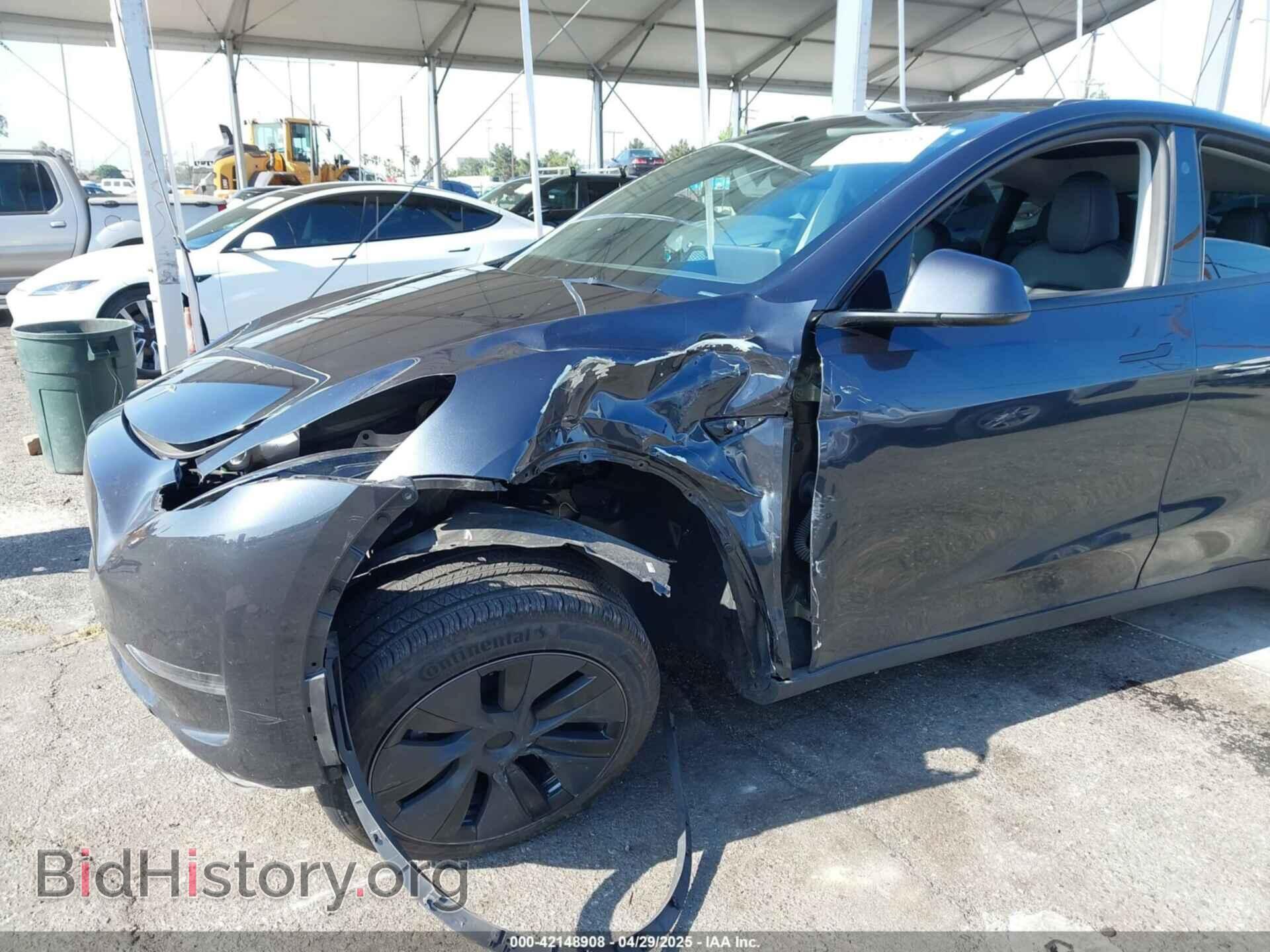 2024 TESLA MODEL Y - VIN: 7SAYGDED0RF197366 - Фото 6