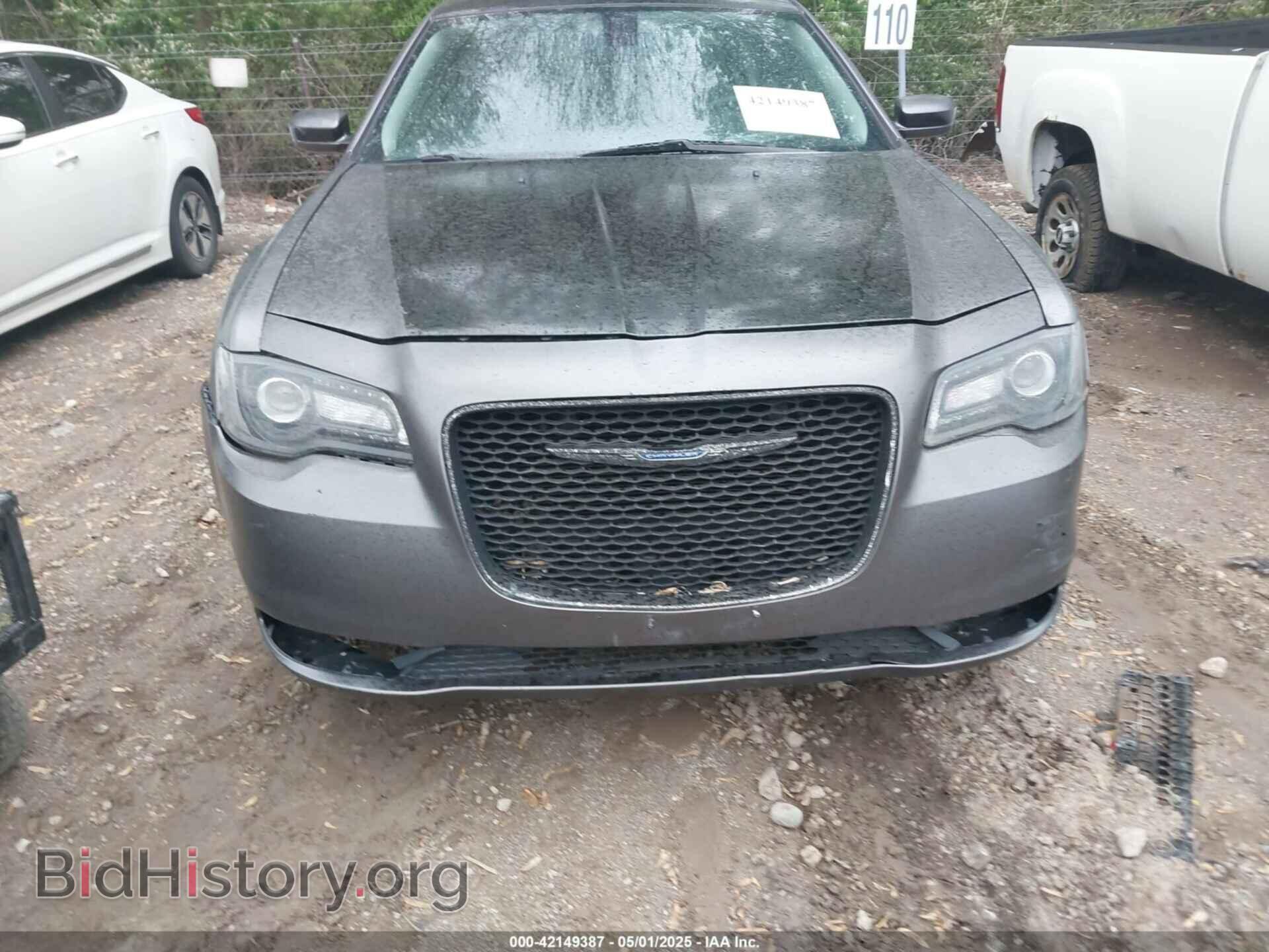 2018 CHRYSLER 300 - VIN: 2C3CCARG3JH324944 - Фото 6