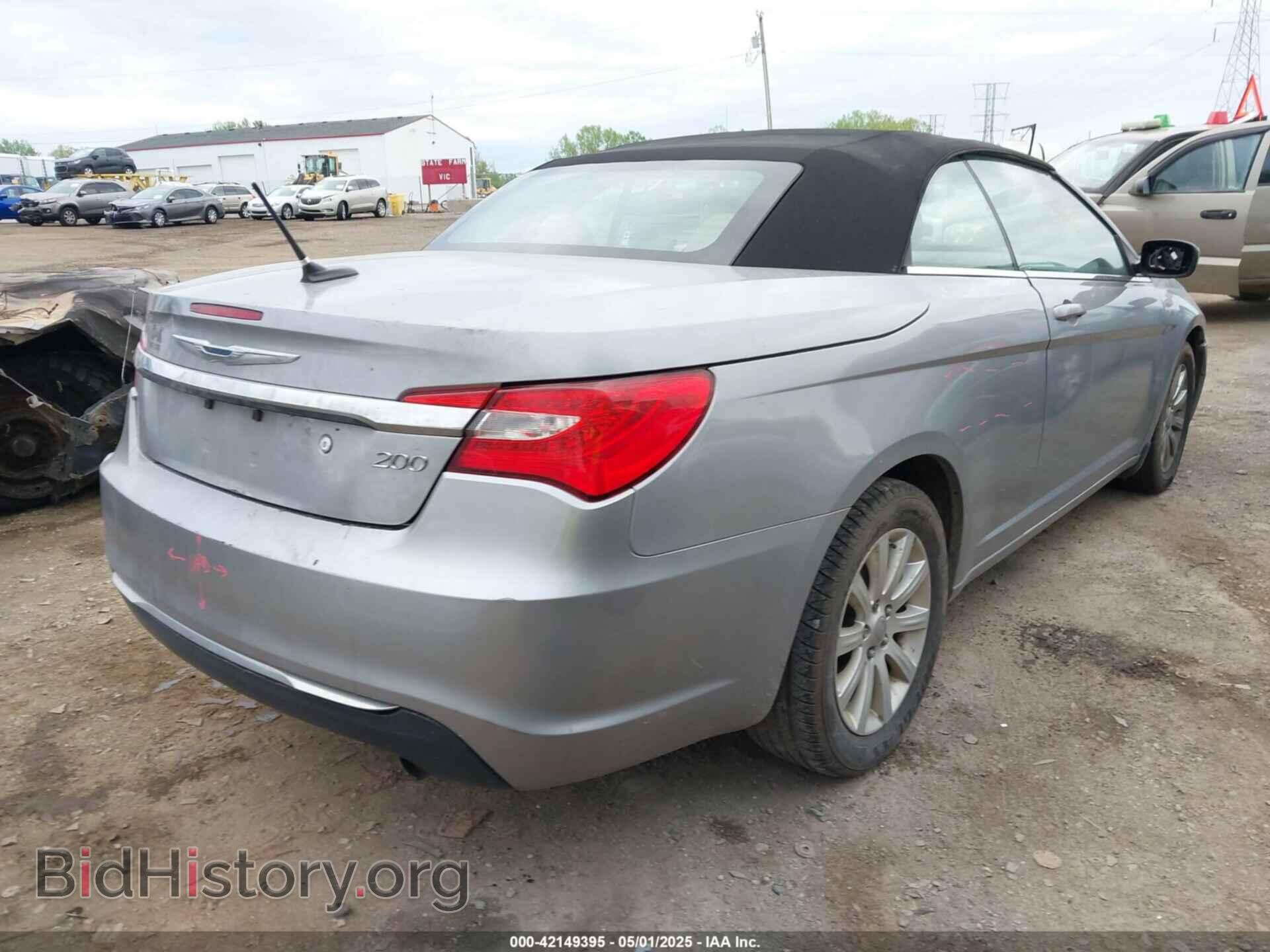 2013 CHRYSLER 200 - VIN: 1C3BCBEB1DN560287 - Фото 4