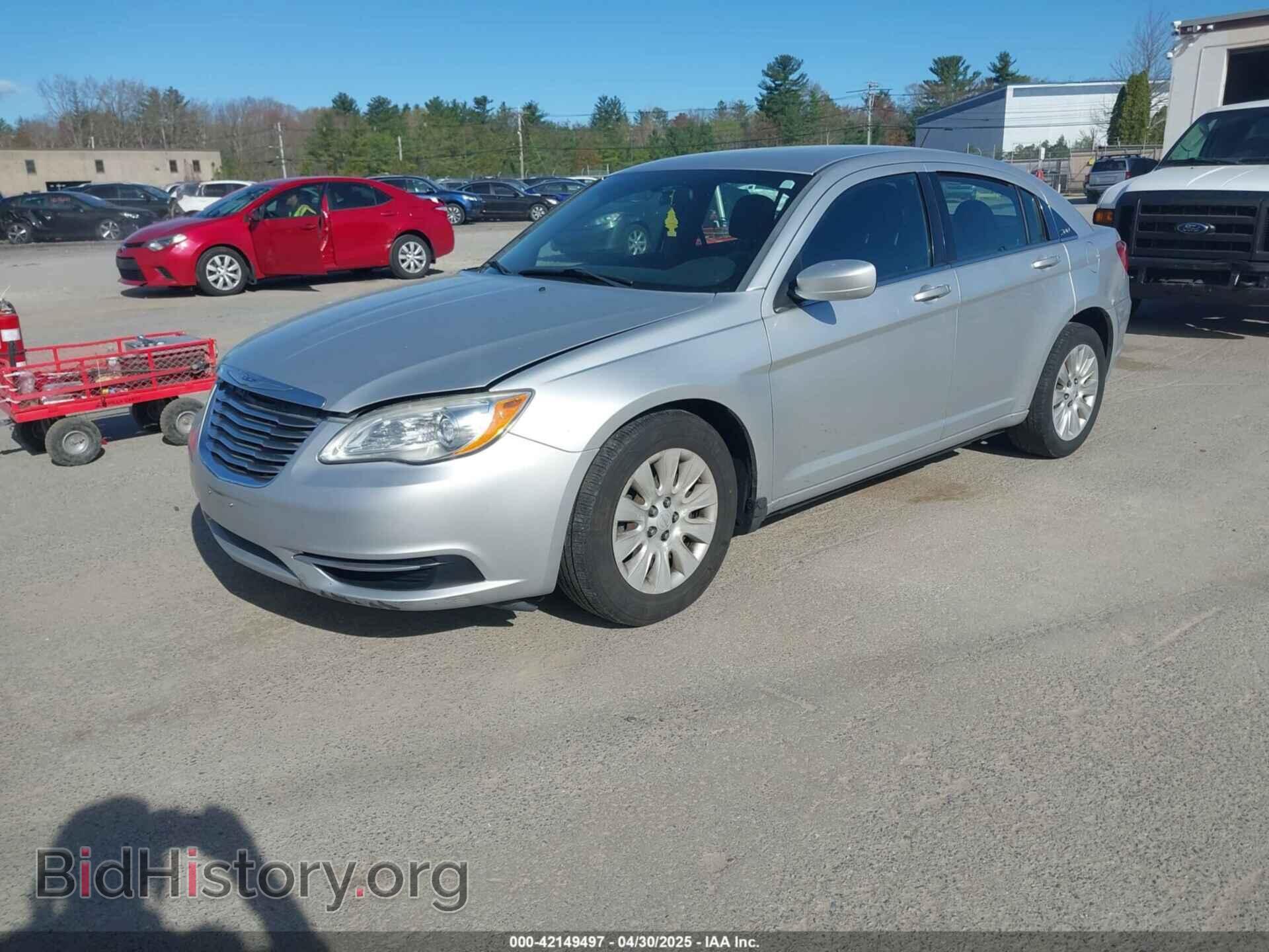 2012 CHRYSLER 200 - VIN: 1C3CCBAB4CN320756 - Фото 2