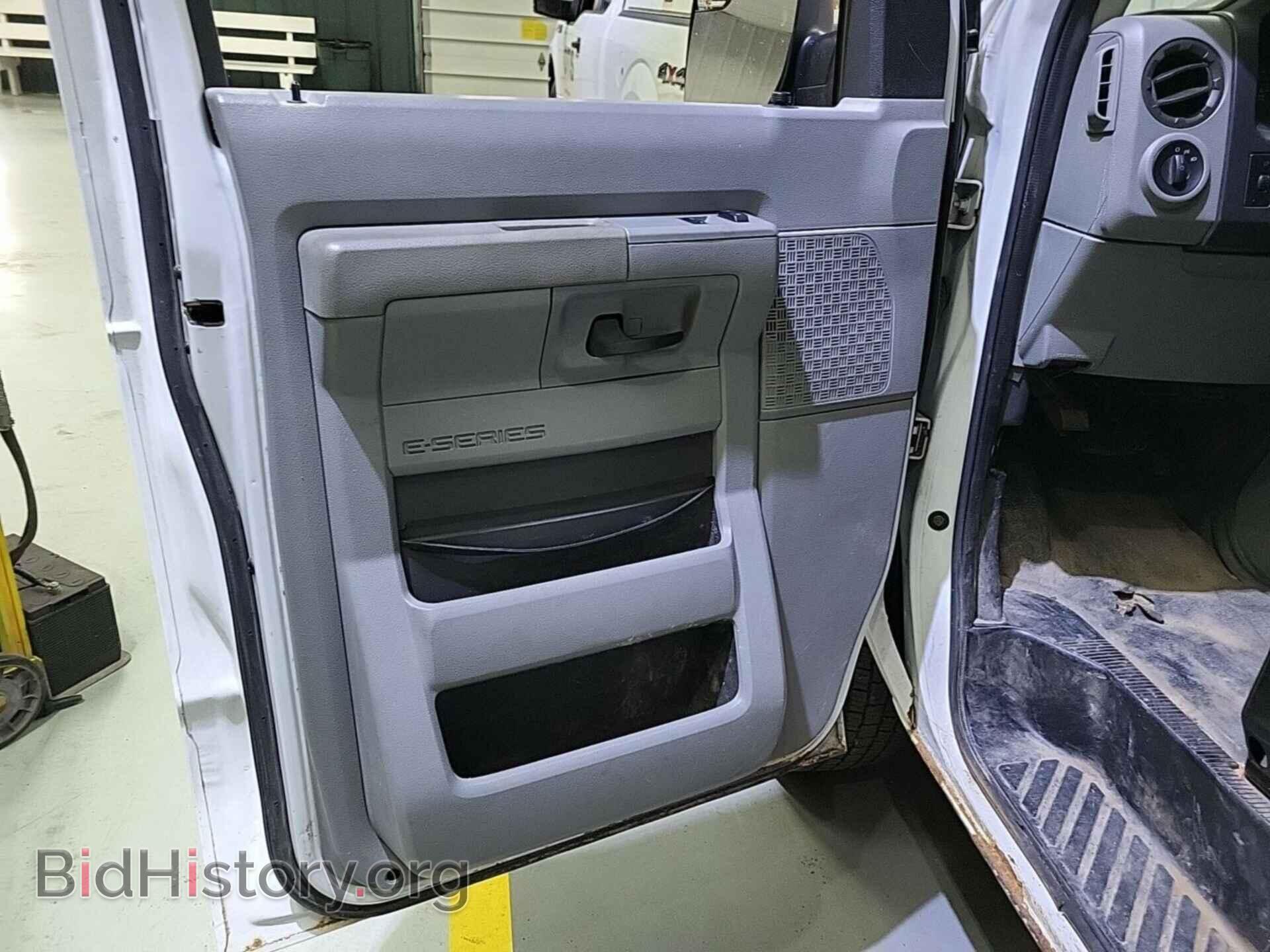 2011 FORD E-250 - VIN: 1FTNE2EL8BDA70914 - Photo 30