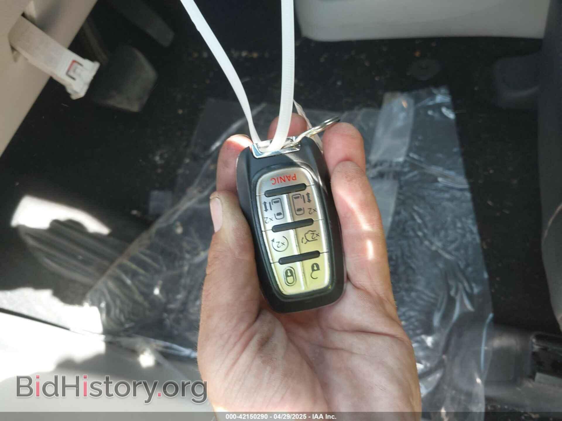 2022 CHRYSLER PACIFICA - VIN: 2C4RC1BG3NR168565 - Photo 11