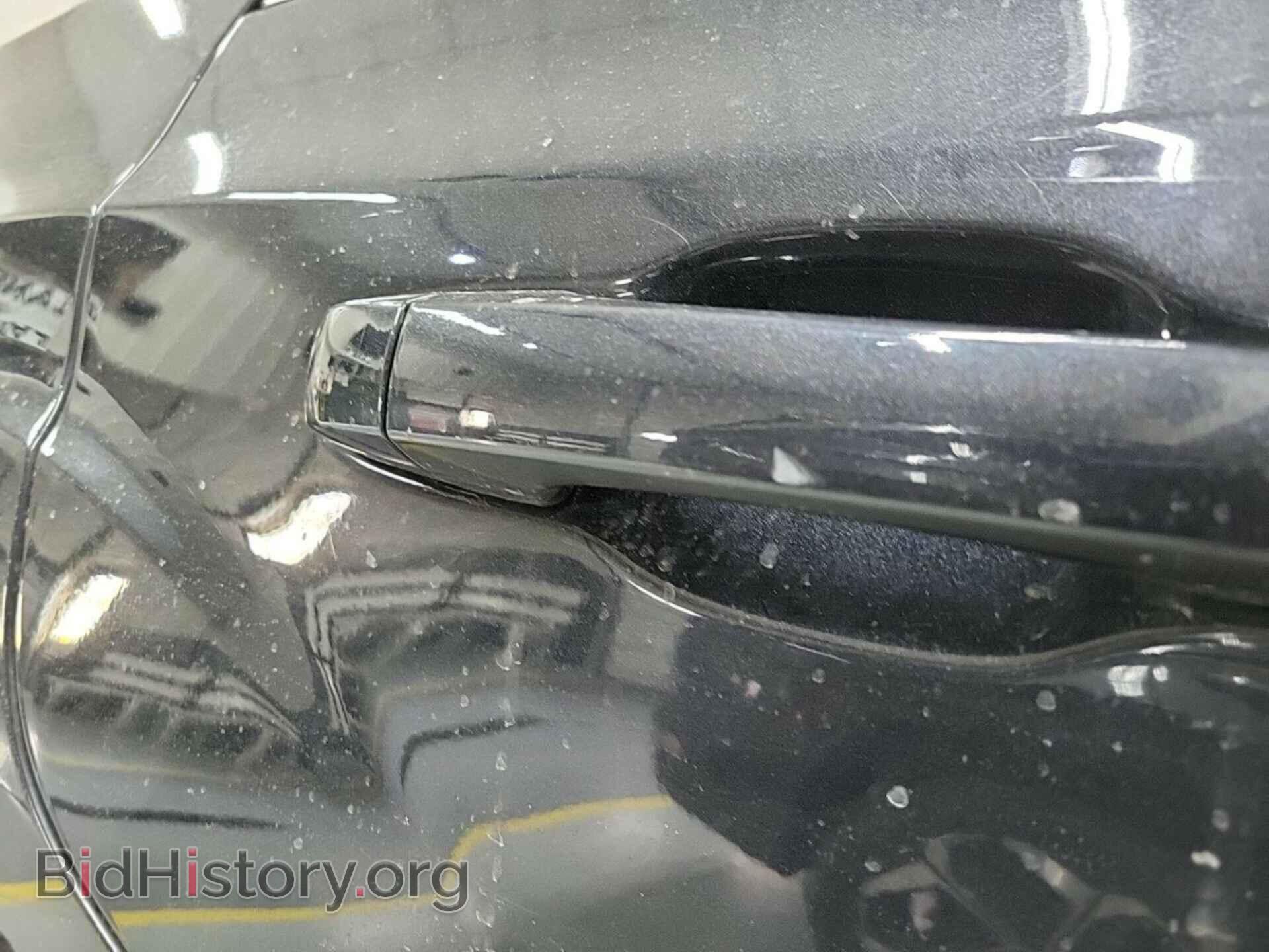 2019 CHRYSLER 300 - VIN: 2C3CCARG7KH556447 - Фото 8