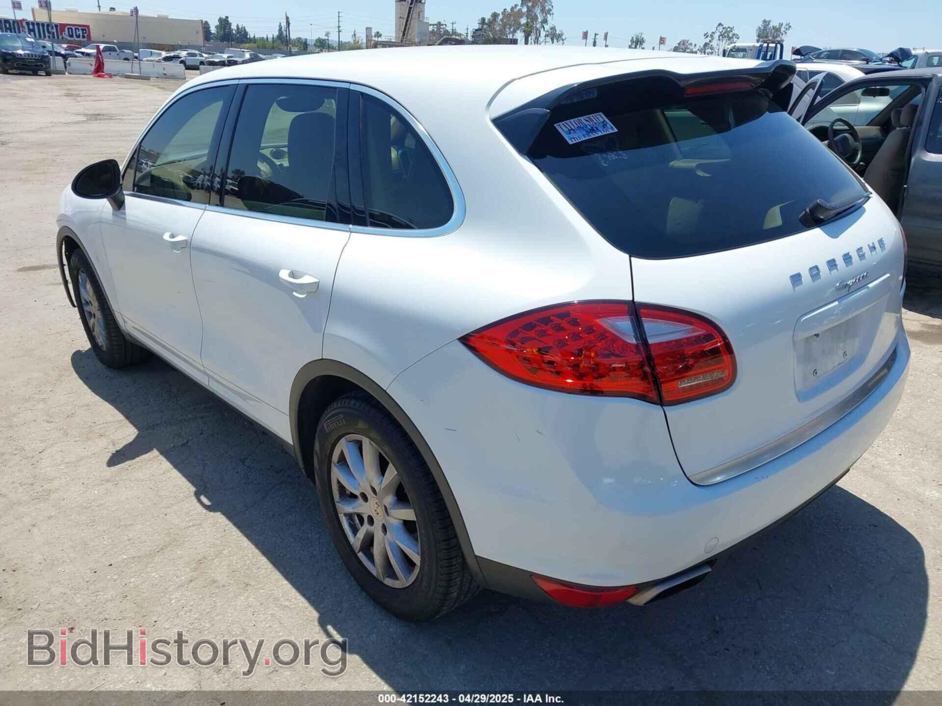 2012 PORSCHE CAYENNE - VIN: WP1AA2A22CLA08941 - Фото 3