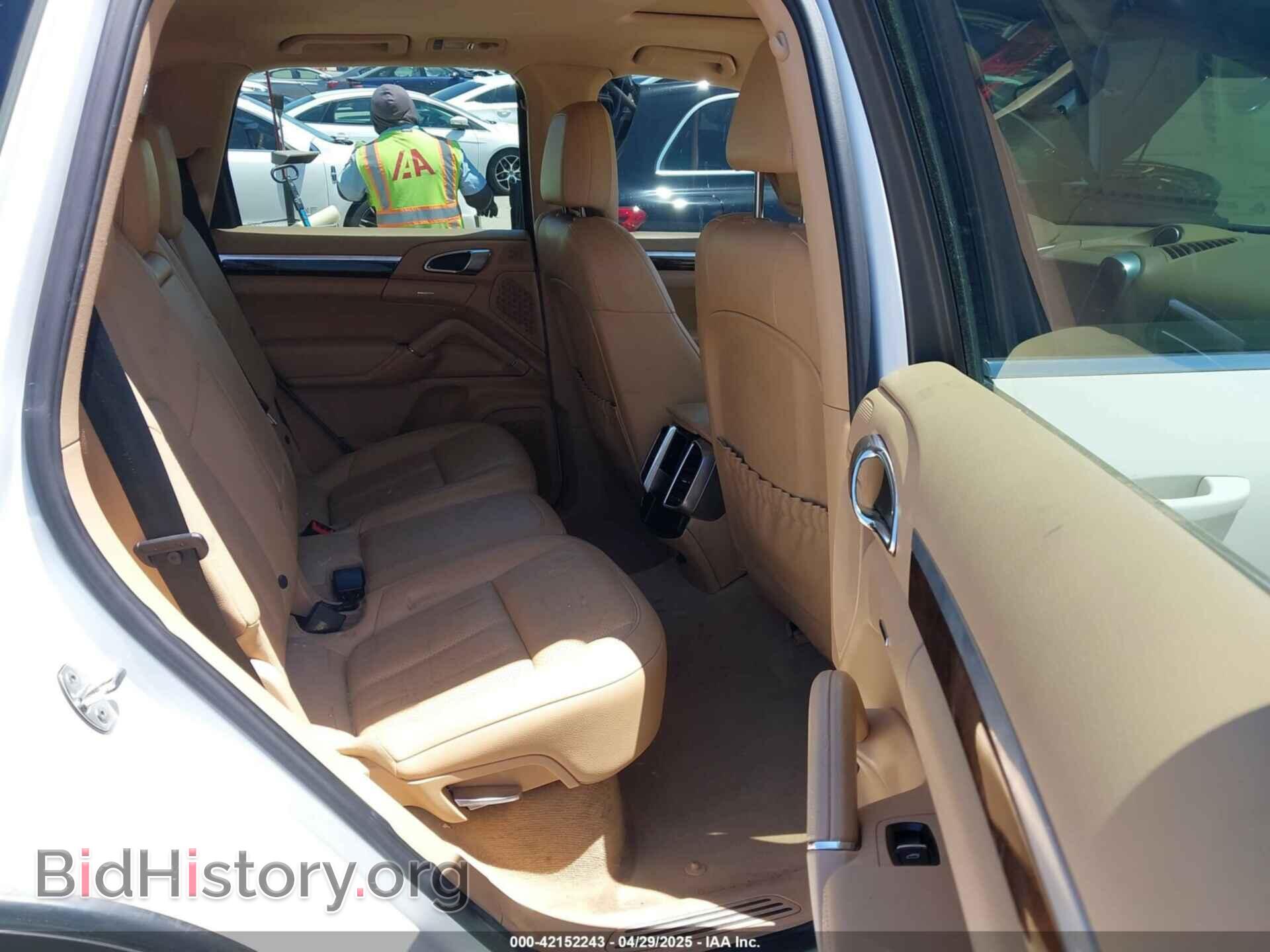 2012 PORSCHE CAYENNE - VIN: WP1AA2A22CLA08941 - Фото 8
