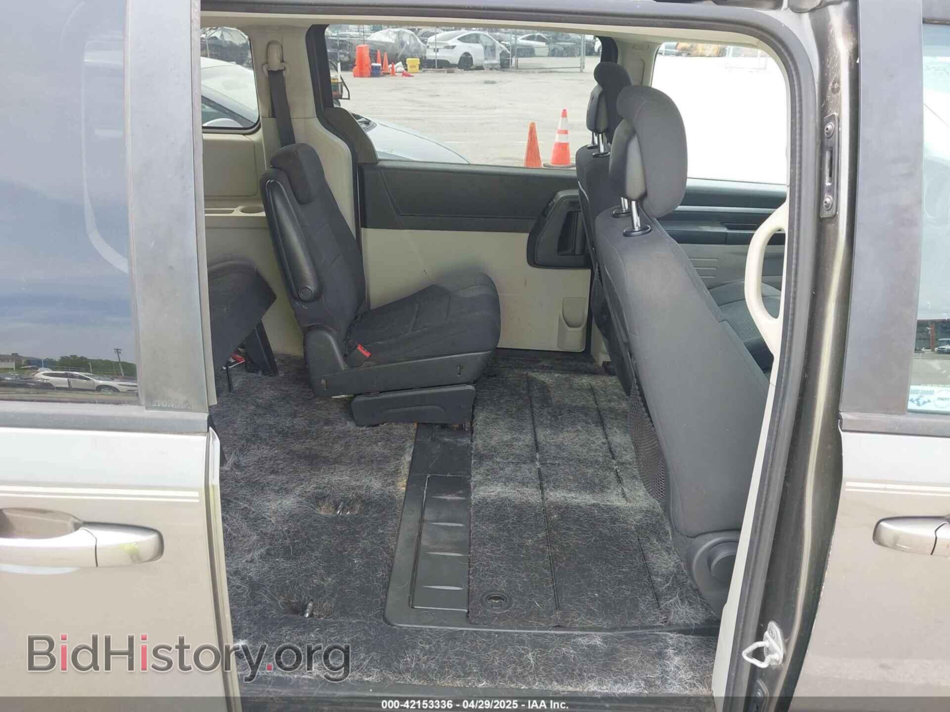 2010 DODGE GRAND CARAVAN - VIN: 2D4RN3D13AR342811 - Фото 8