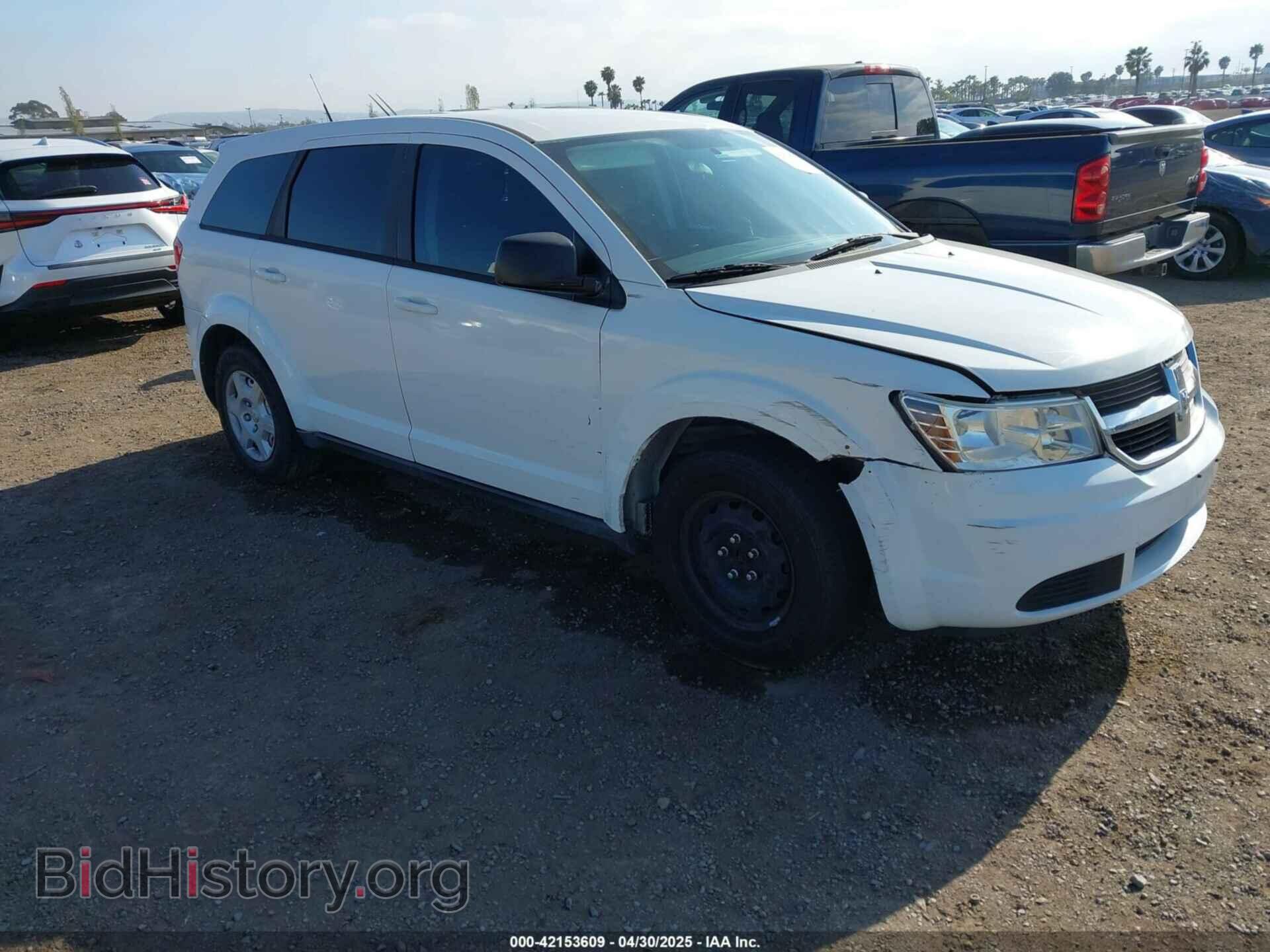 Фотография 3D4PG4FB2AT202162 - DODGE JOURNEY 2010