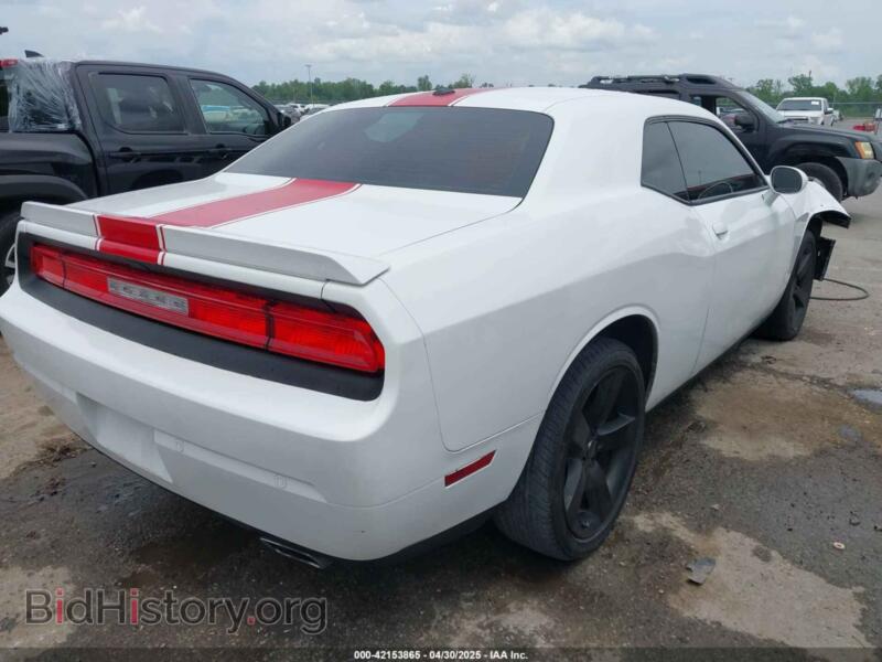 2014 Dodge CHALLENGER (VIN 2C3CDYAG9EH164625) — photo 4 of 16