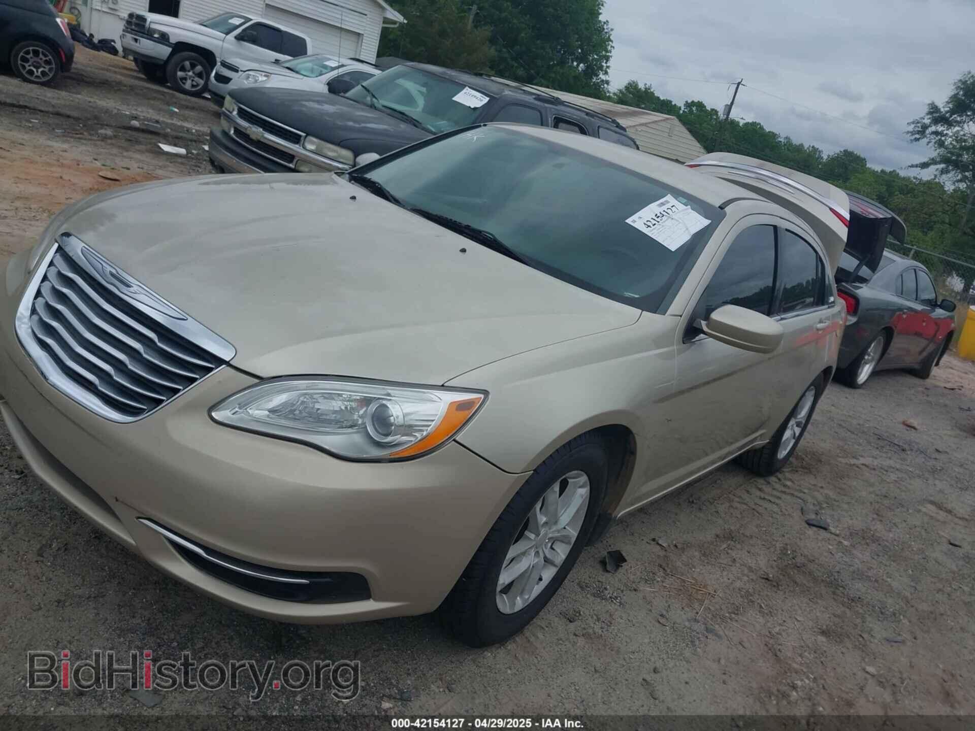2014 CHRYSLER 200 - VIN: 1C3CCBBBXEN118019 - Фото 2