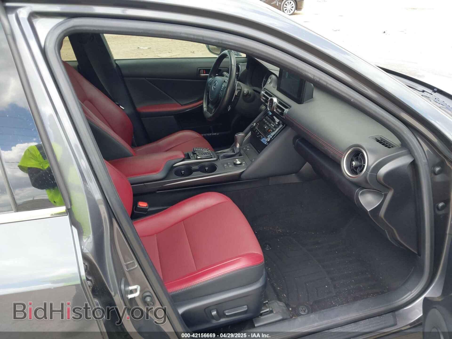 2021 LEXUS IS 300 - VIN: JTHCA1D25M5116300 - Photo 5