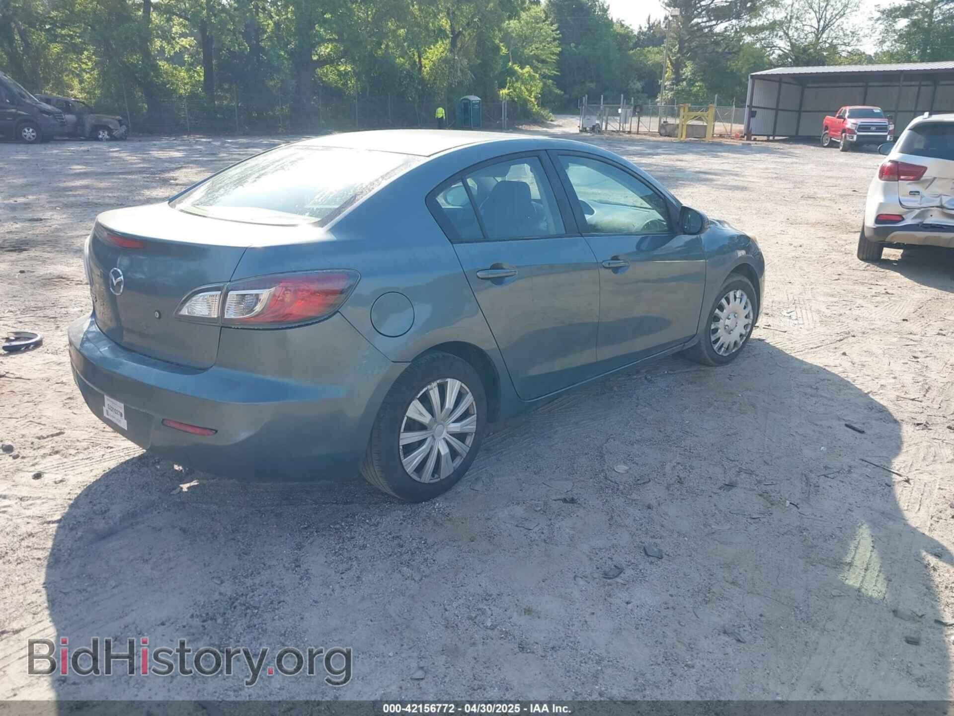 2013 MAZDA MAZDA3 - VIN: JM1BL1TG8D1753774 - Фото 4